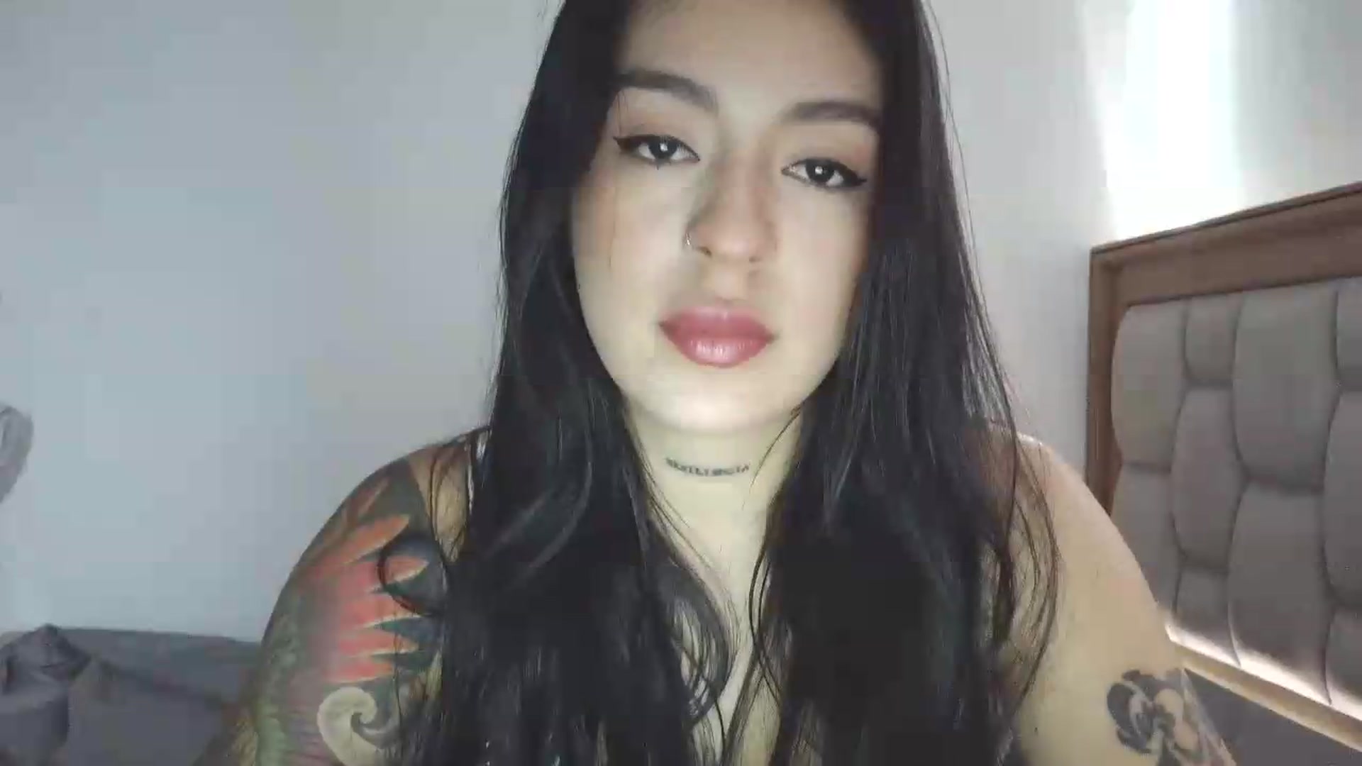 Gallery image thumbnail from yesicat's myfreecams stream on, 07/16/2026, 19:26 image 6 of 20