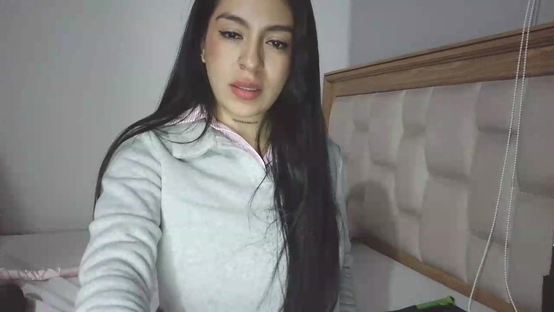 Gallery image thumbnail from yesicat's myfreecams stream on, 07/22/2026, 03:40 image 12 of 20