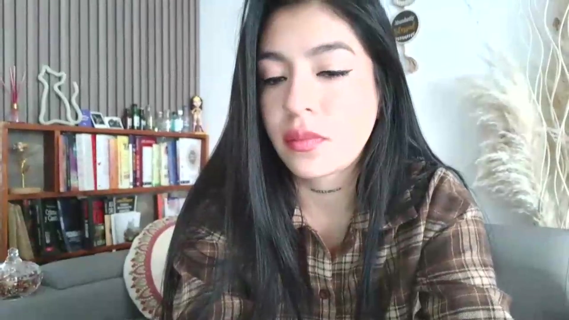Gallery image thumbnail from yesicat's myfreecams stream on, 07/26/2026, 17:22 image 6 of 20