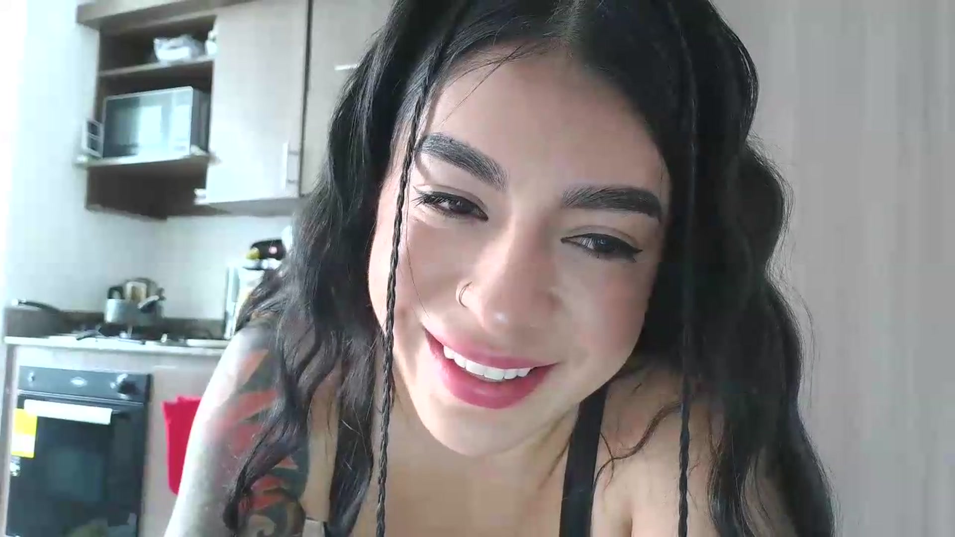 Gallery image thumbnail from yesicat's myfreecams stream on, 07/30/2026, 18:04 image 9 of 20