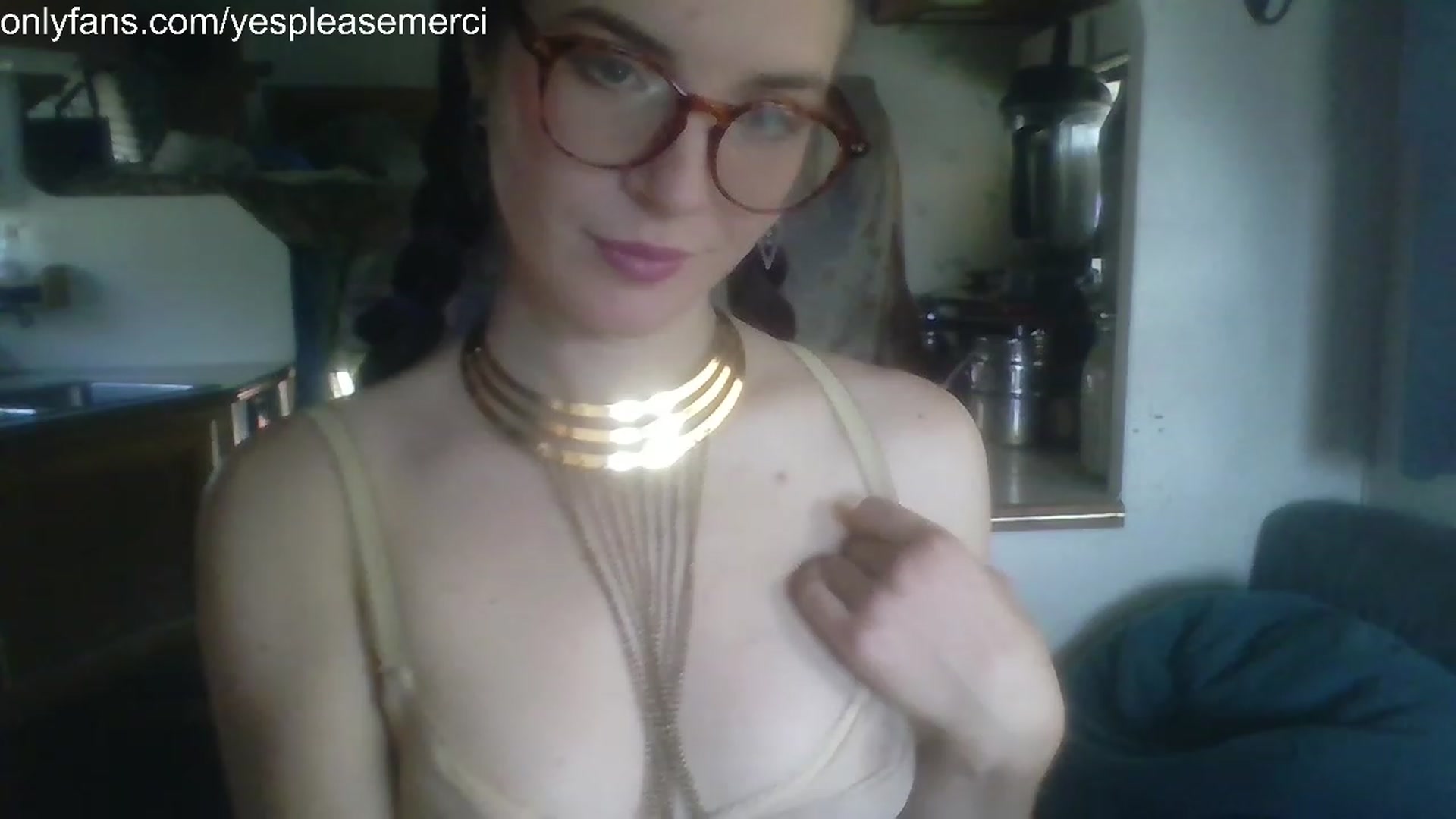 Gallery image thumbnail from yespleasemmhm's myfreecams stream on, 02/10/2023, 16:36 image 15 of 20