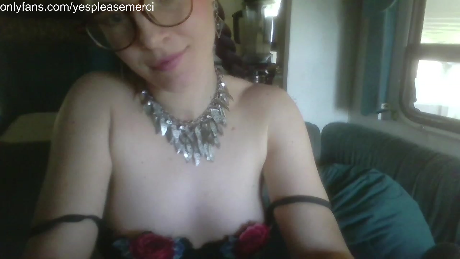 Gallery image thumbnail from yespleasemmhm's myfreecams stream on, 02/13/2023, 20:48 image 5 of 20