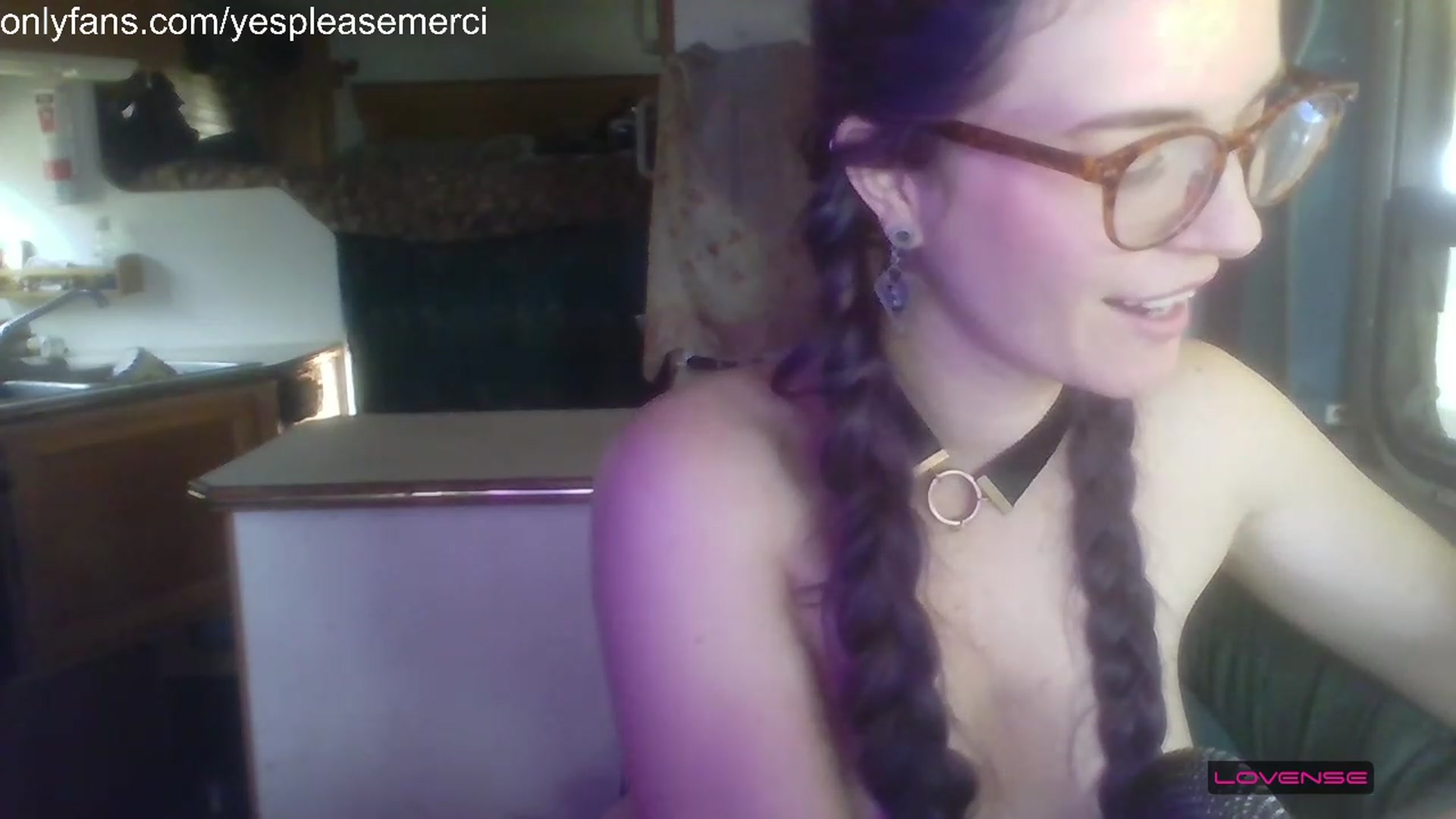 Gallery image thumbnail from yespleasemmhm's myfreecams stream on, 02/15/2023, 18:53 image 18 of 20