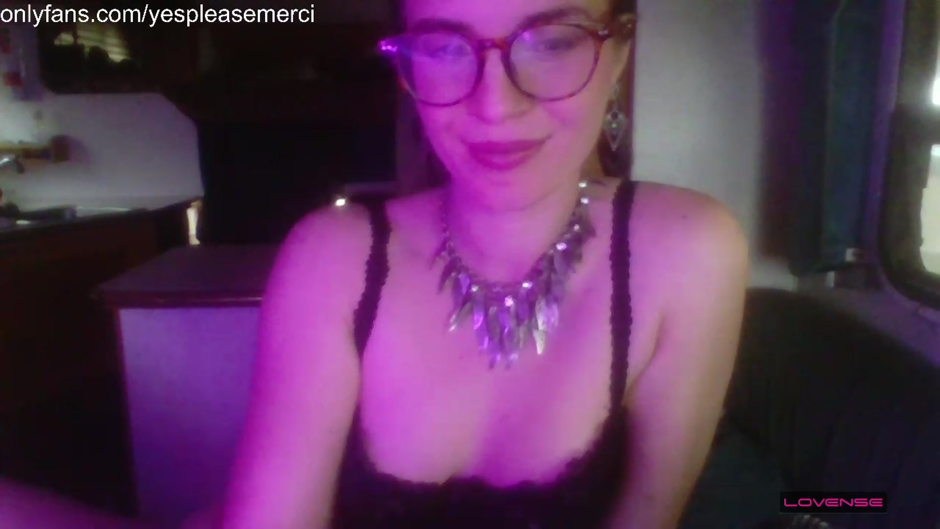 Gallery image thumbnail from yespleasemmhm's myfreecams stream on, 02/17/2023, 20:18 image 6 of 20