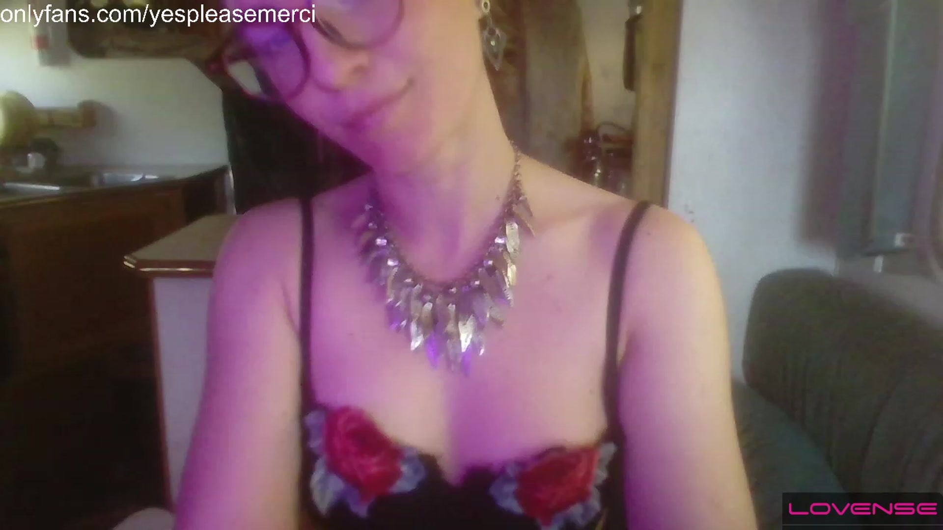 Gallery image thumbnail from yespleasemmhm's myfreecams stream on, 03/09/2023, 16:54 image 4 of 20