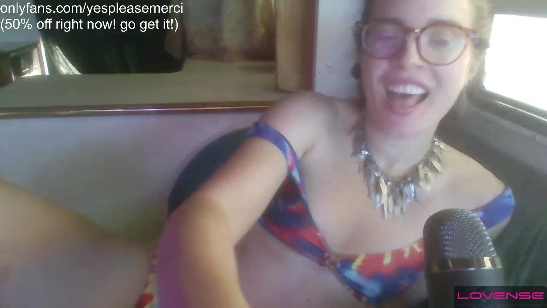 Gallery image thumbnail from yespleasemmhm's myfreecams stream on, 03/20/2023, 17:03 image 8 of 20
