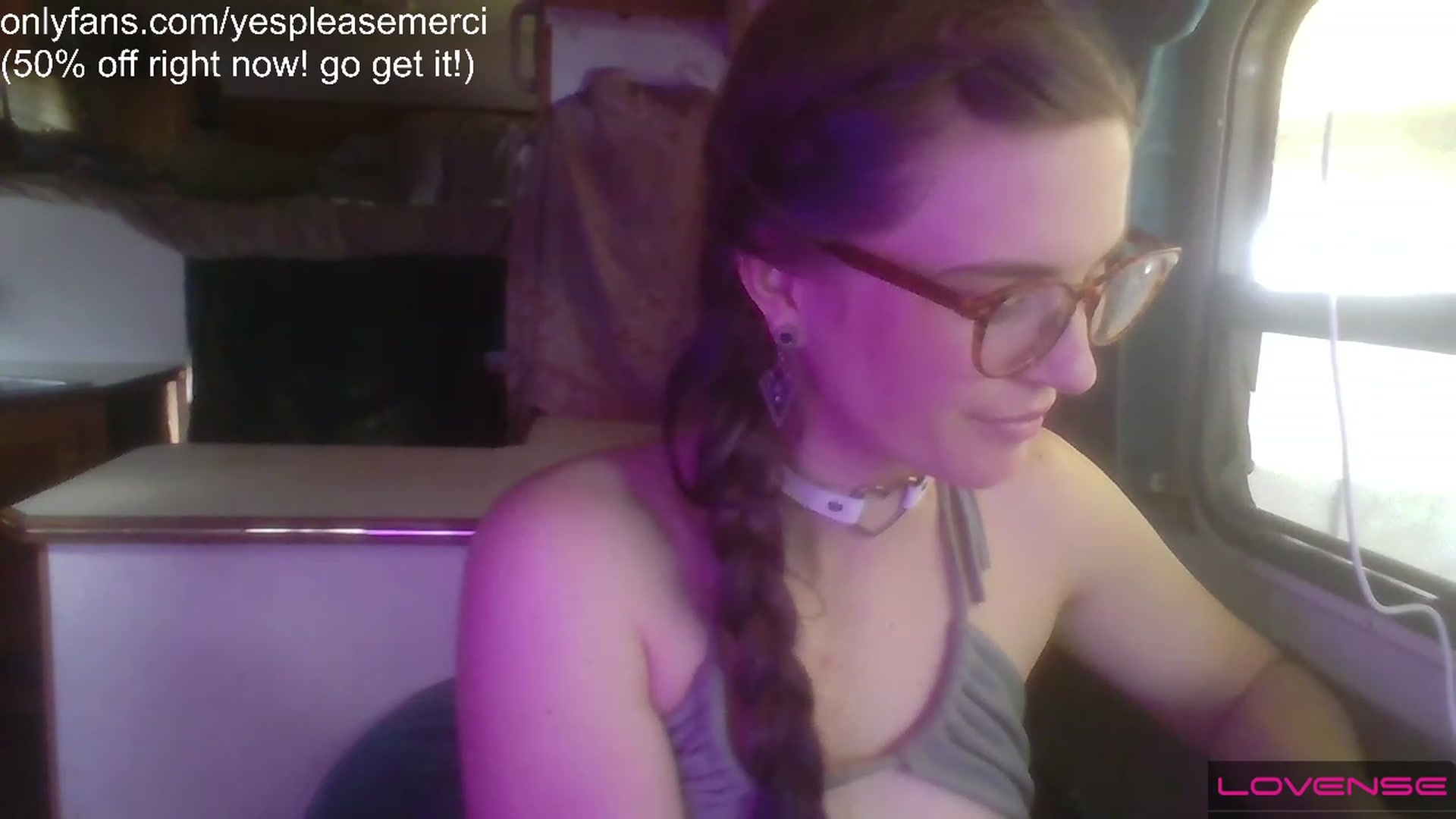 Gallery image thumbnail from yespleasemmhm's myfreecams stream on, 03/21/2023, 19:02 image 15 of 20