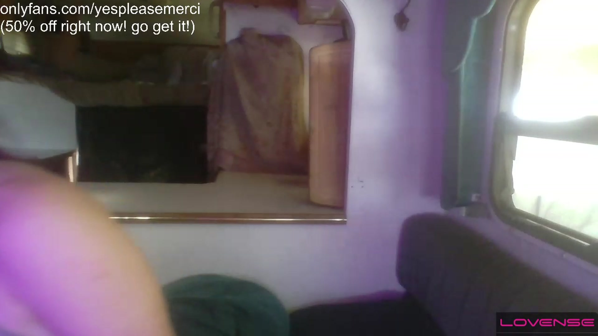 Gallery image thumbnail from yespleasemmhm's myfreecams stream on, 03/21/2023, 19:02 image 19 of 20