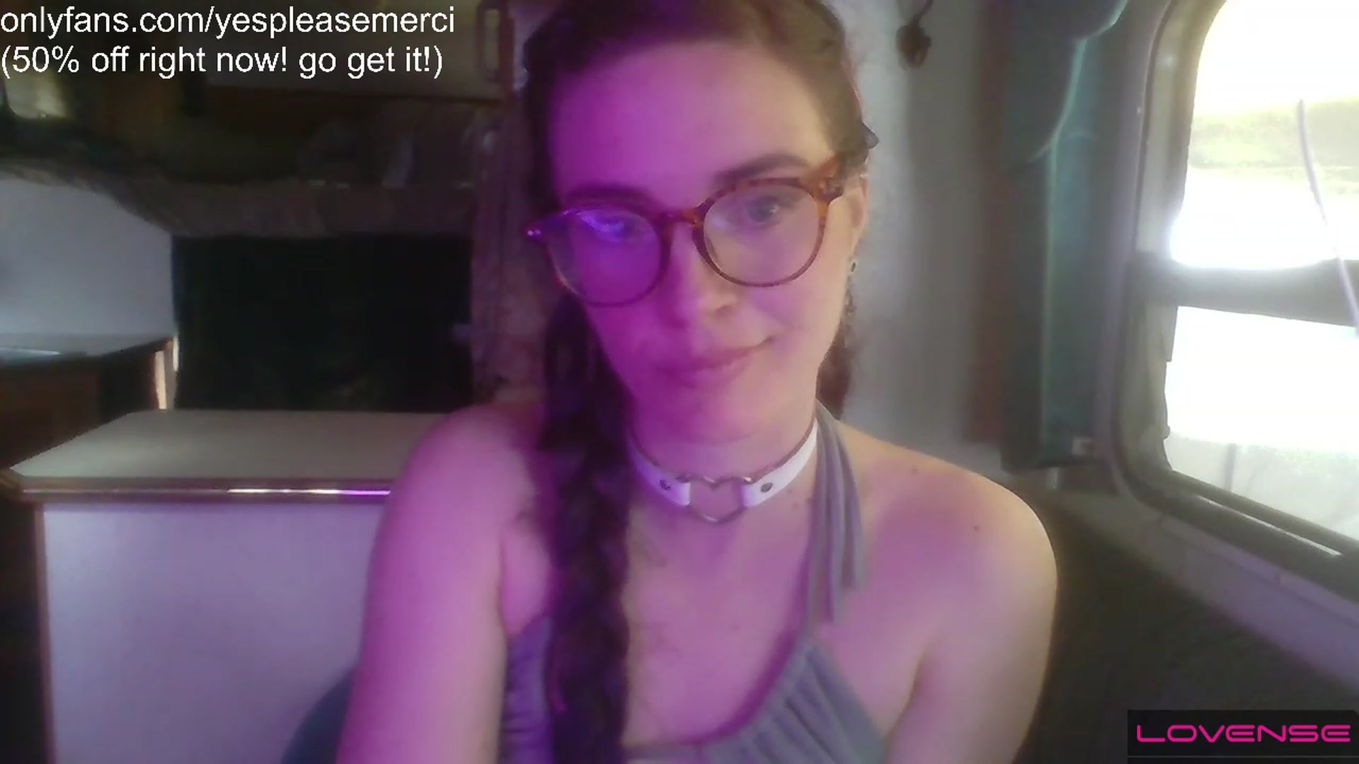 Gallery image thumbnail from yespleasemmhm's myfreecams stream on, 03/21/2023, 19:02 image 16 of 20