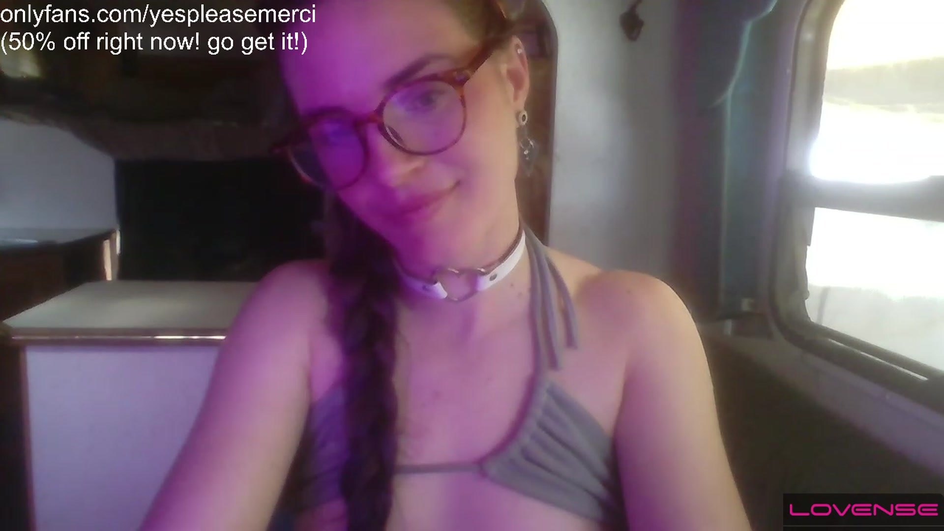 Gallery image thumbnail from yespleasemmhm's myfreecams stream on, 03/21/2023, 19:02 image 20 of 20