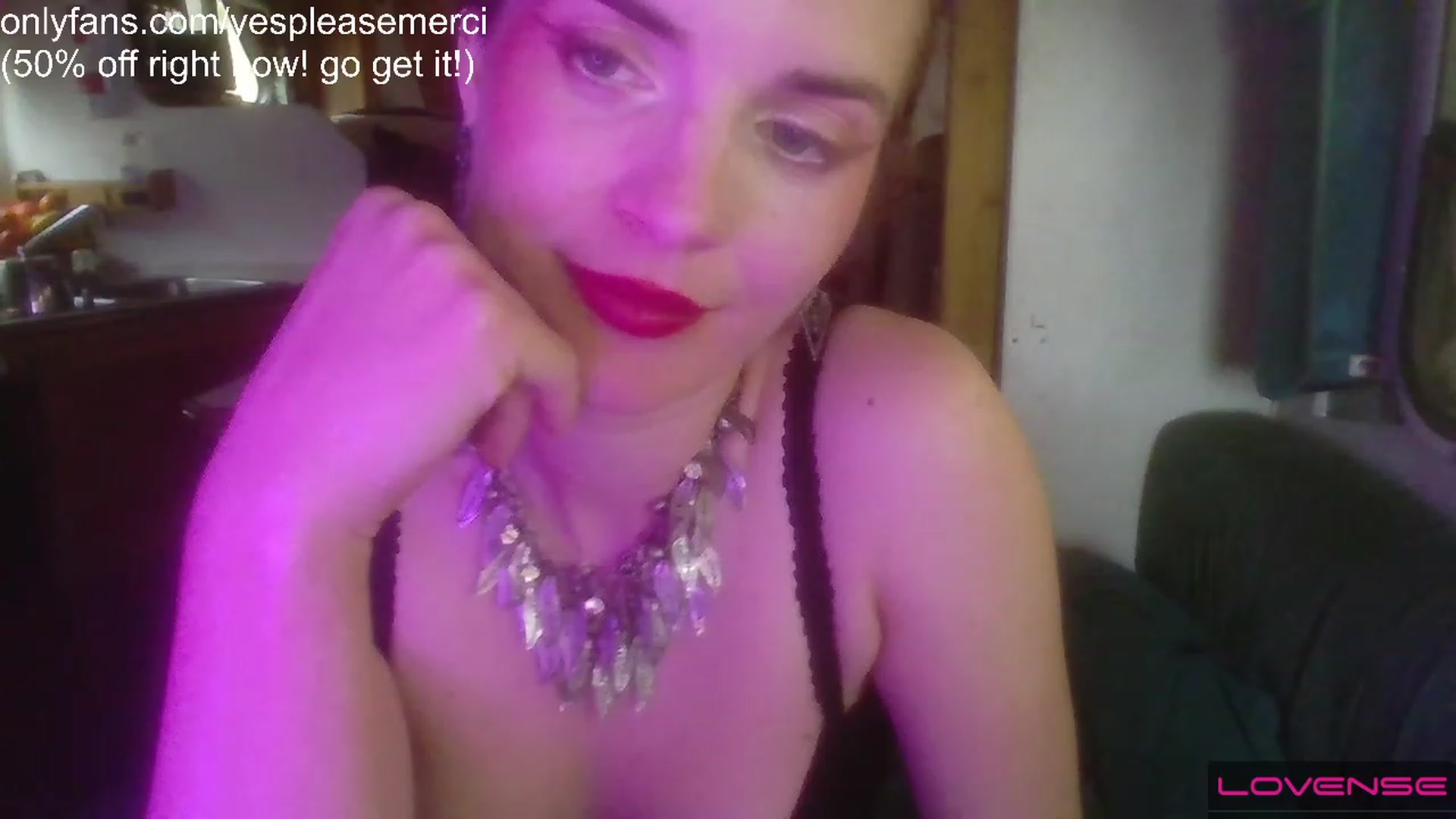 Gallery image thumbnail from yespleasemmhm's myfreecams stream on, 03/28/2023, 17:42 image 8 of 20