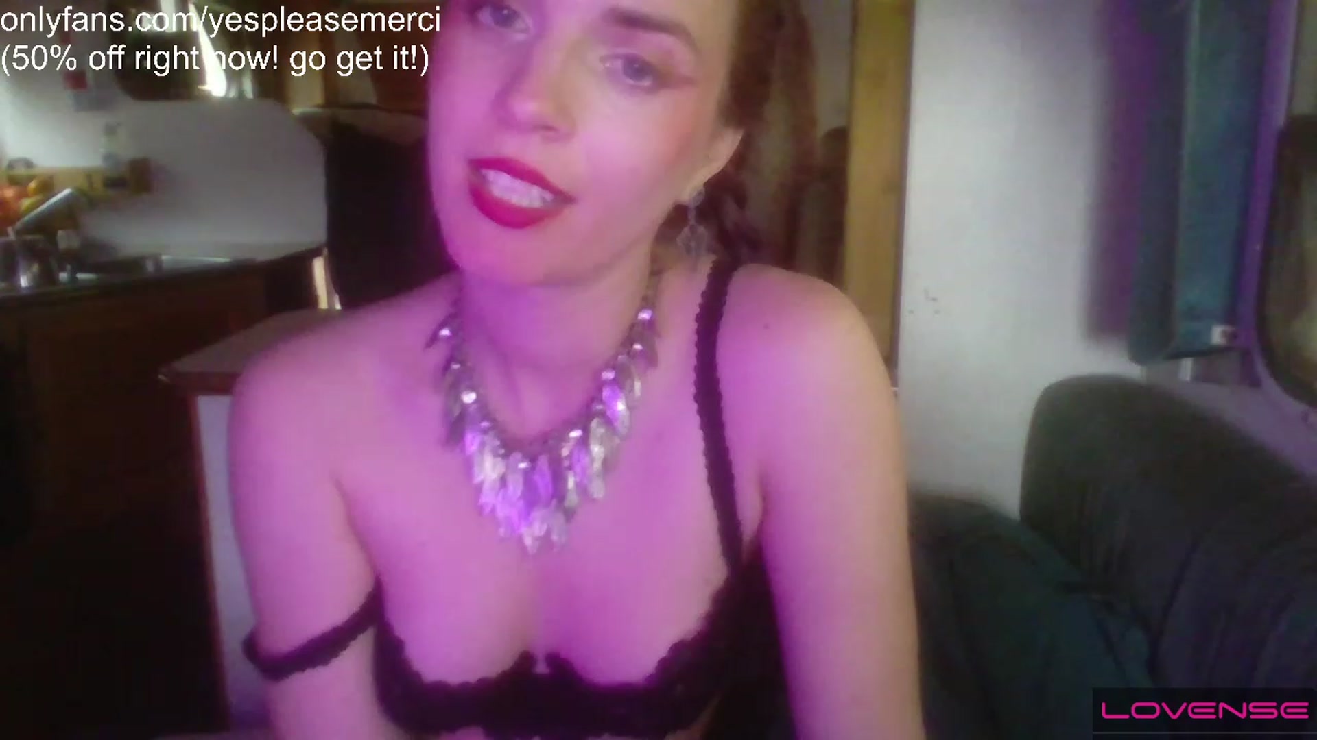 Gallery image thumbnail from yespleasemmhm's myfreecams stream on, 03/28/2023, 17:42 image 17 of 20