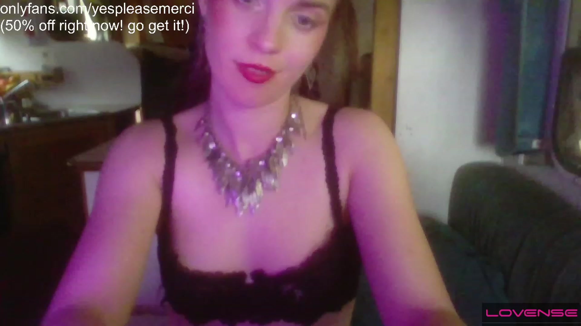 Gallery image thumbnail from yespleasemmhm's myfreecams stream on, 03/28/2023, 17:42 image 19 of 20