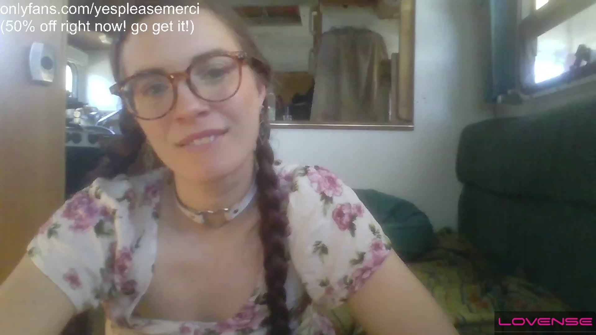 Gallery image thumbnail from yespleasemmhm's myfreecams stream on, 03/30/2023, 19:13 image 1 of 20