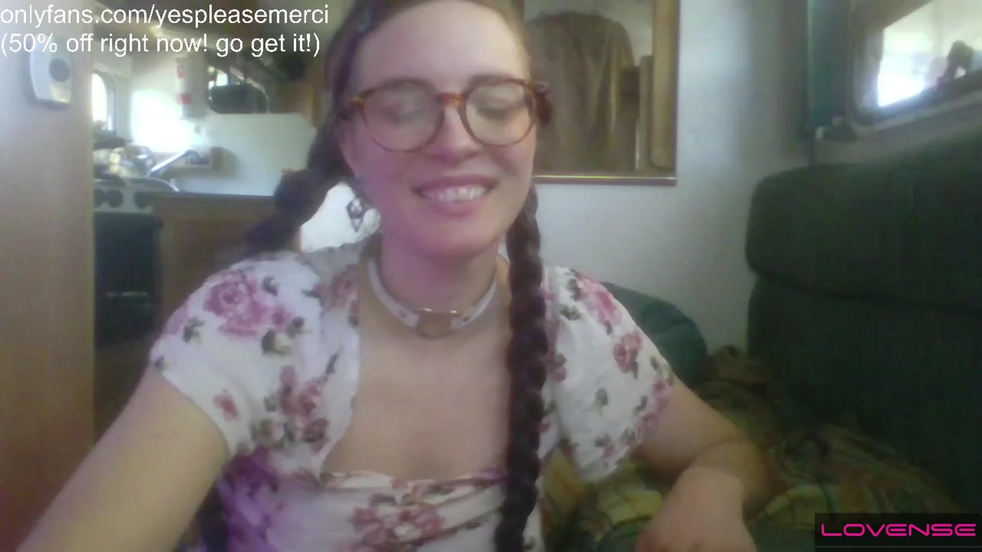 Gallery image thumbnail from yespleasemmhm's myfreecams stream on, 03/30/2023, 19:13 image 7 of 20