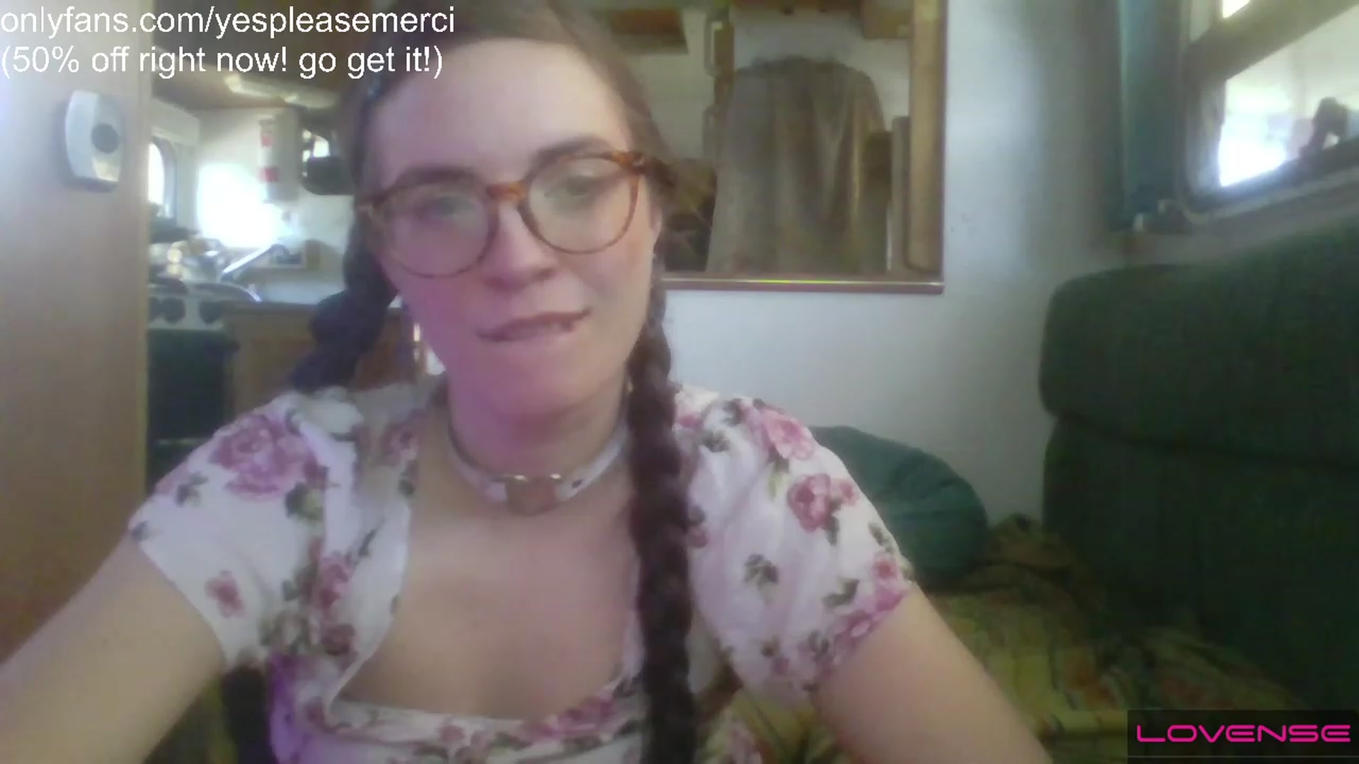 Gallery image thumbnail from yespleasemmhm's myfreecams stream on, 03/30/2023, 19:13 image 4 of 20