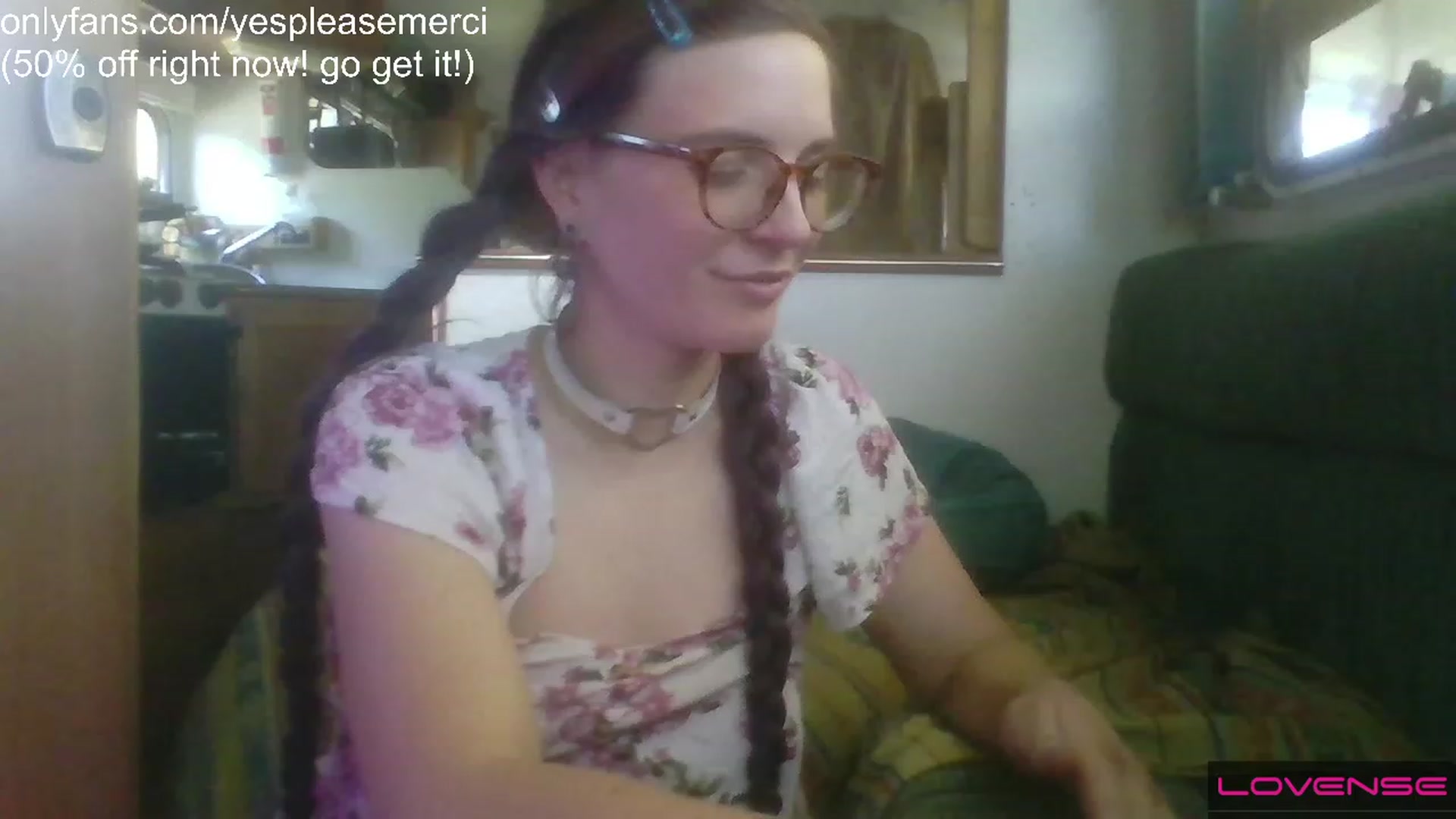Gallery image thumbnail from yespleasemmhm's myfreecams stream on, 03/30/2023, 19:13 image 6 of 20