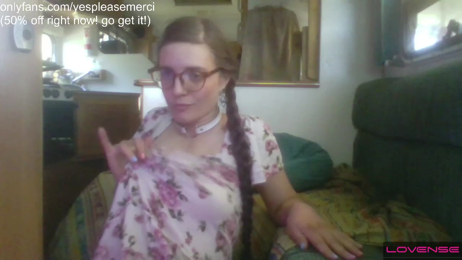 Gallery image thumbnail from yespleasemmhm's myfreecams stream on, 03/30/2023, 19:13 image 14 of 20