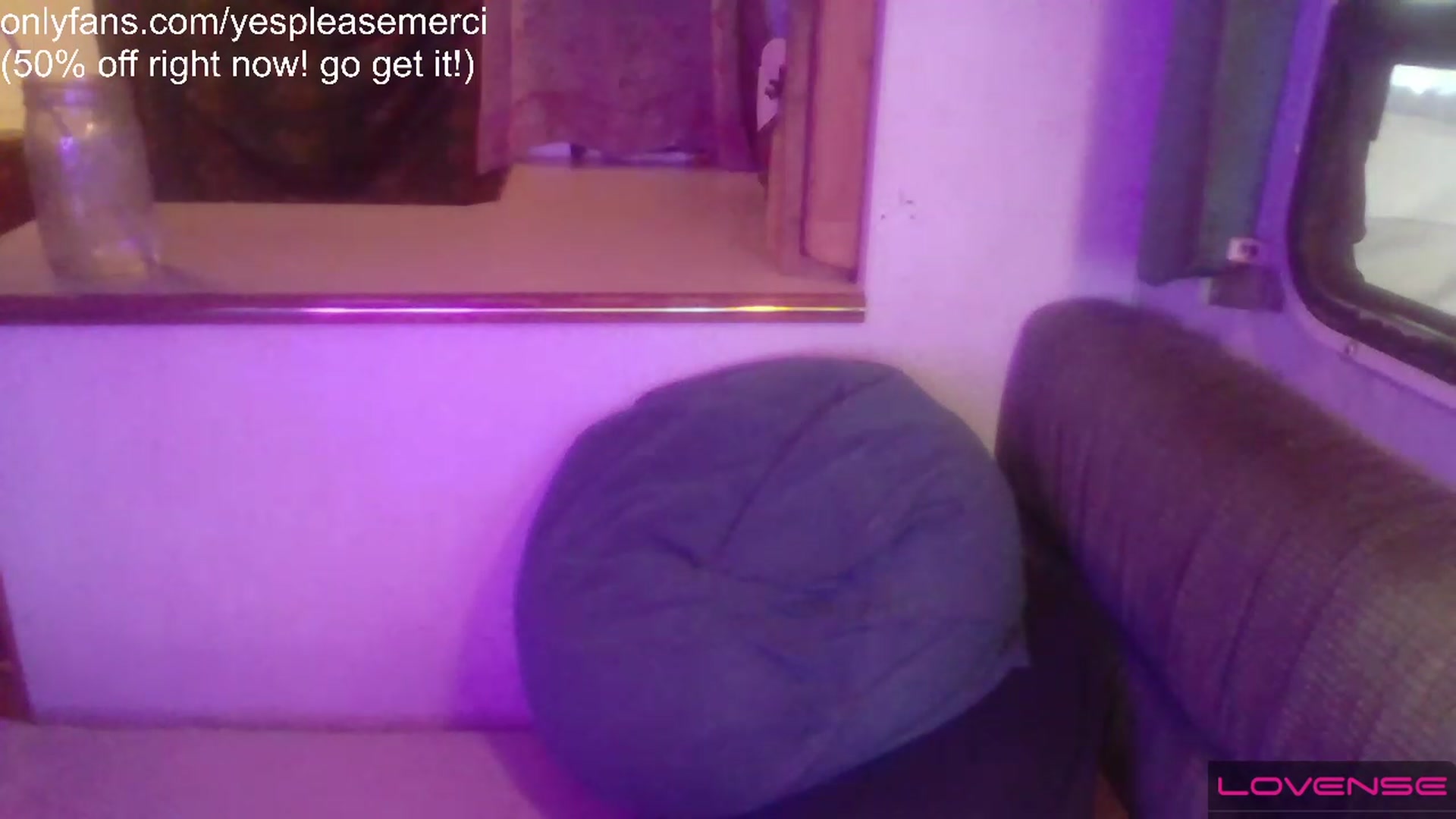 Gallery image thumbnail from yespleasemmhm's myfreecams stream on, 03/31/2023, 19:50 image 20 of 20