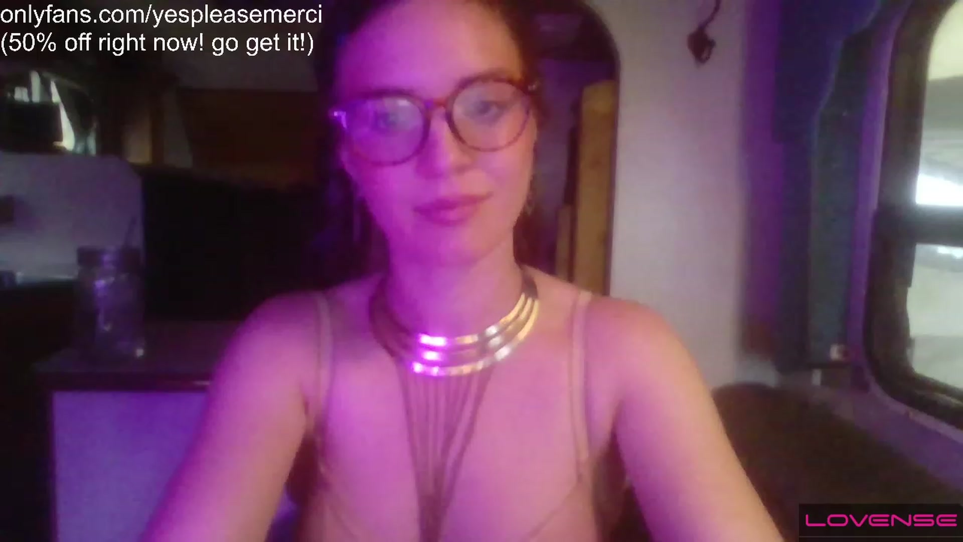 Gallery image thumbnail from yespleasemmhm's myfreecams stream on, 03/31/2023, 19:50 image 2 of 20
