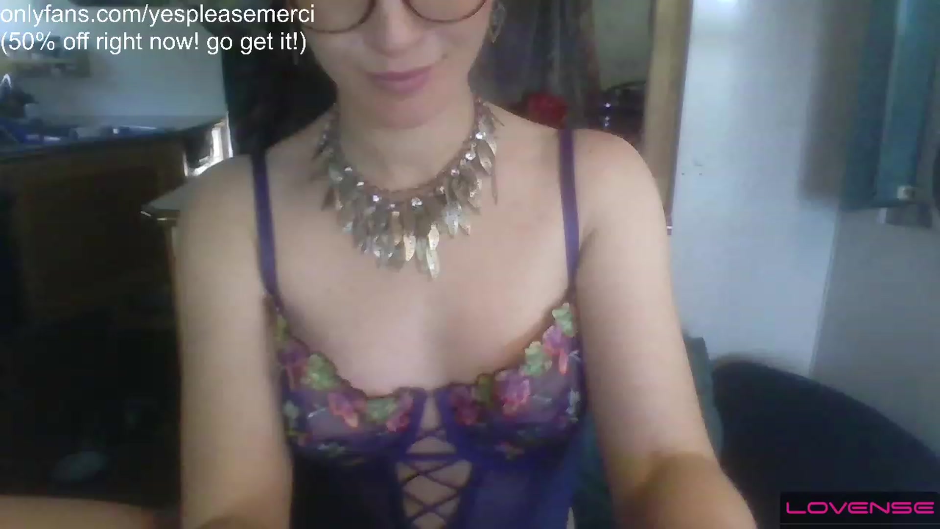 Gallery image thumbnail from yespleasemmhm's myfreecams stream on, 04/03/2023, 17:23 image 13 of 20