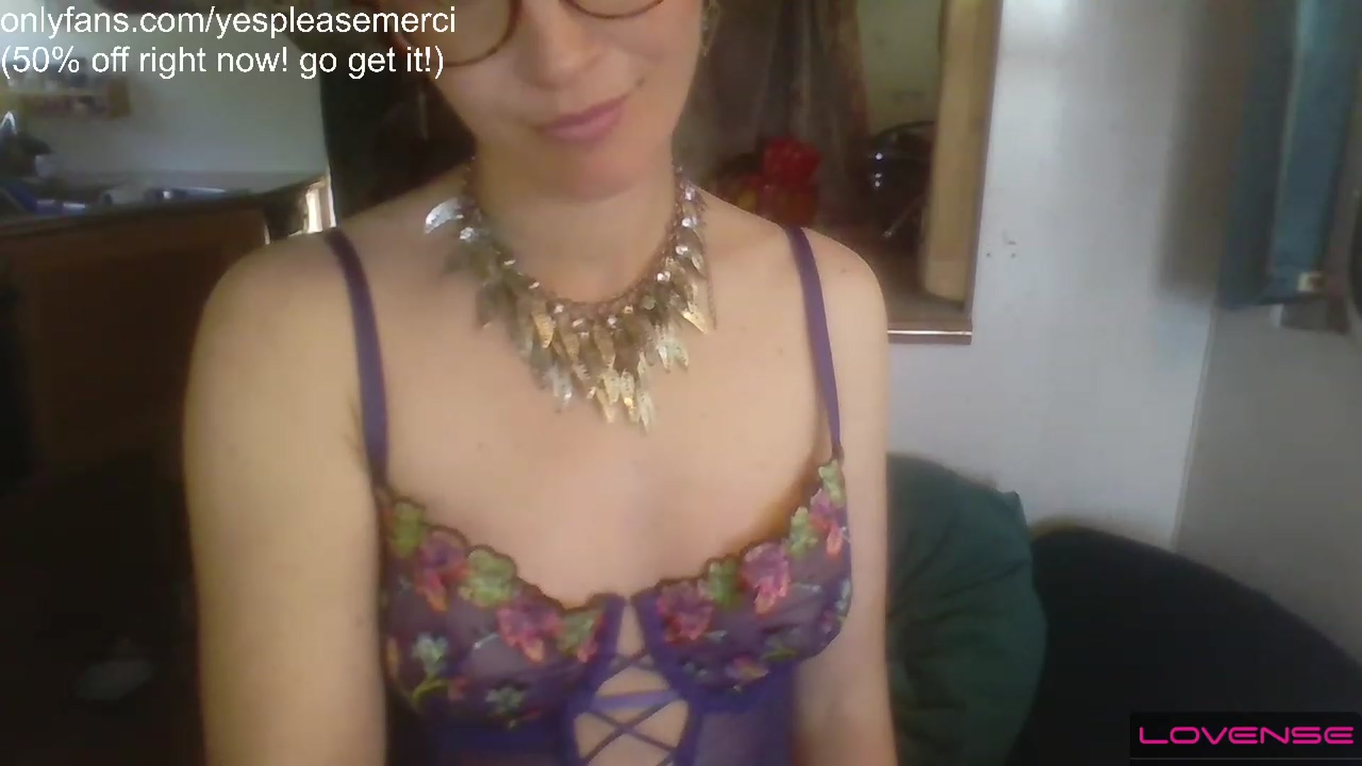 Gallery image thumbnail from yespleasemmhm's myfreecams stream on, 04/03/2023, 17:23 image 11 of 20