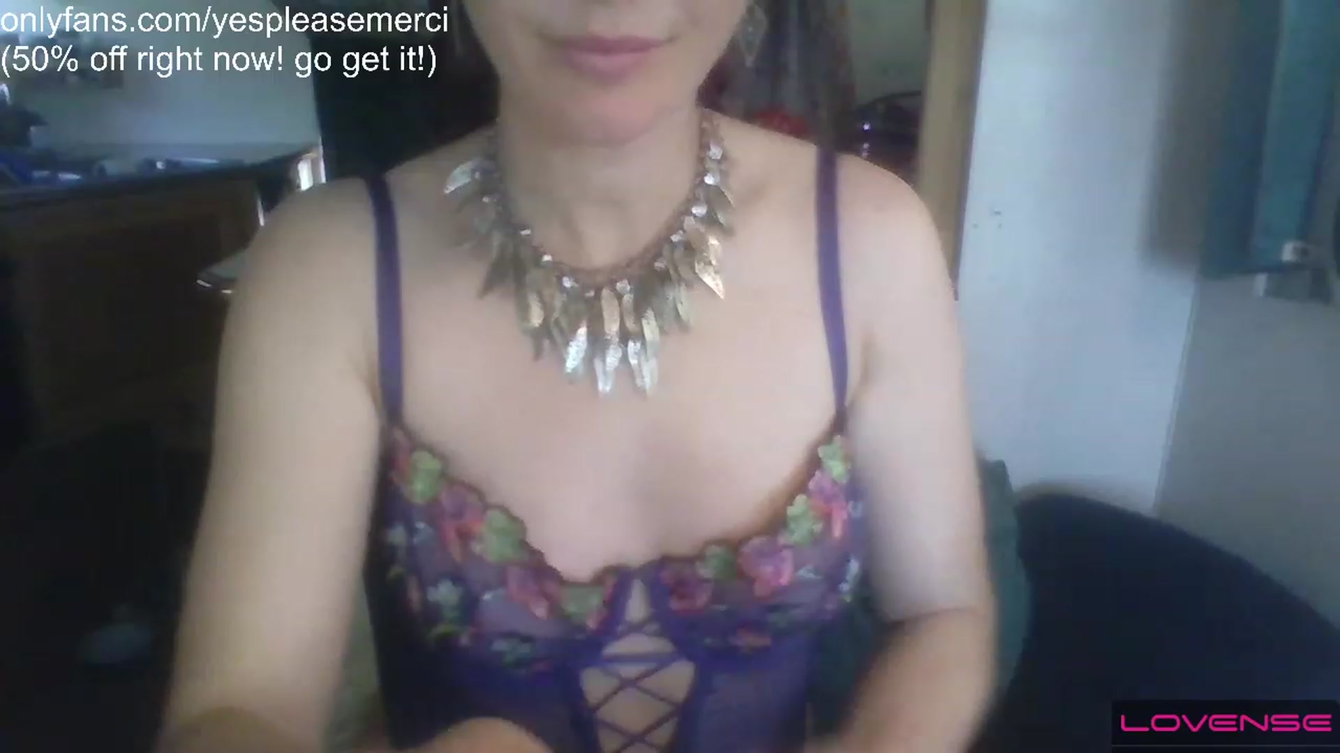 Gallery image thumbnail from yespleasemmhm's myfreecams stream on, 04/03/2023, 17:23 image 2 of 20
