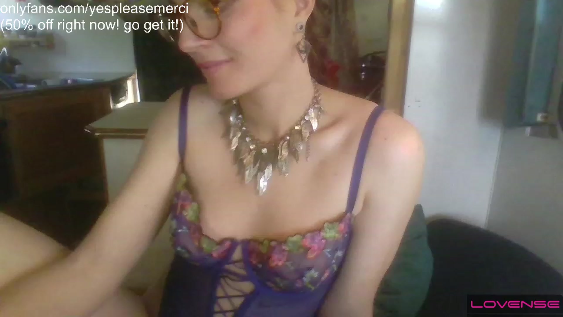 Gallery image thumbnail from yespleasemmhm's myfreecams stream on, 04/03/2023, 17:23 image 18 of 20