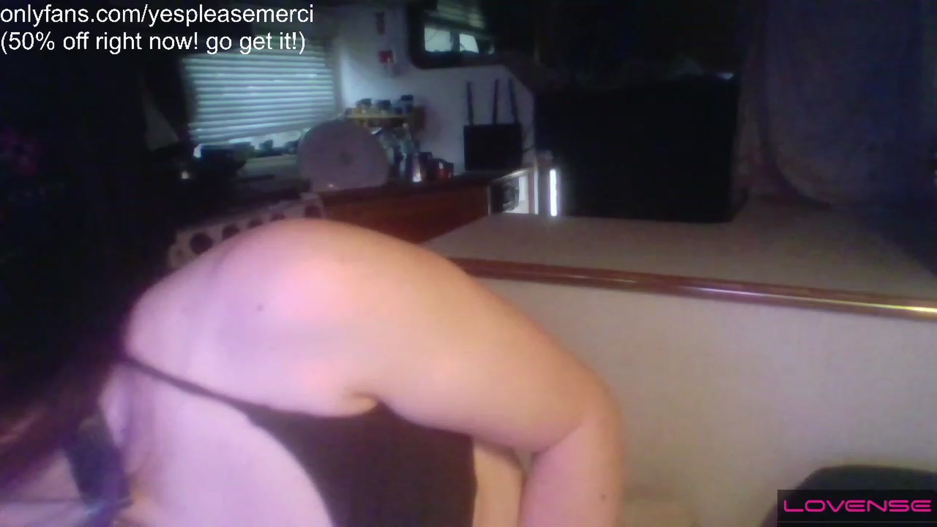 Gallery image thumbnail from yespleasemmhm's myfreecams stream on, 04/07/2023, 18:21 image 4 of 20