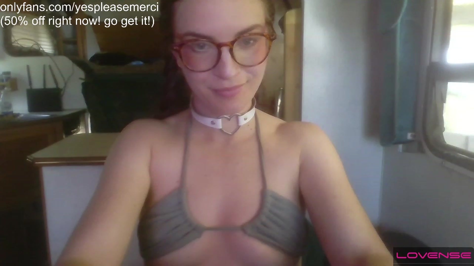 Gallery image thumbnail from yespleasemmhm's myfreecams stream on, 04/14/2023, 17:18 image 10 of 20