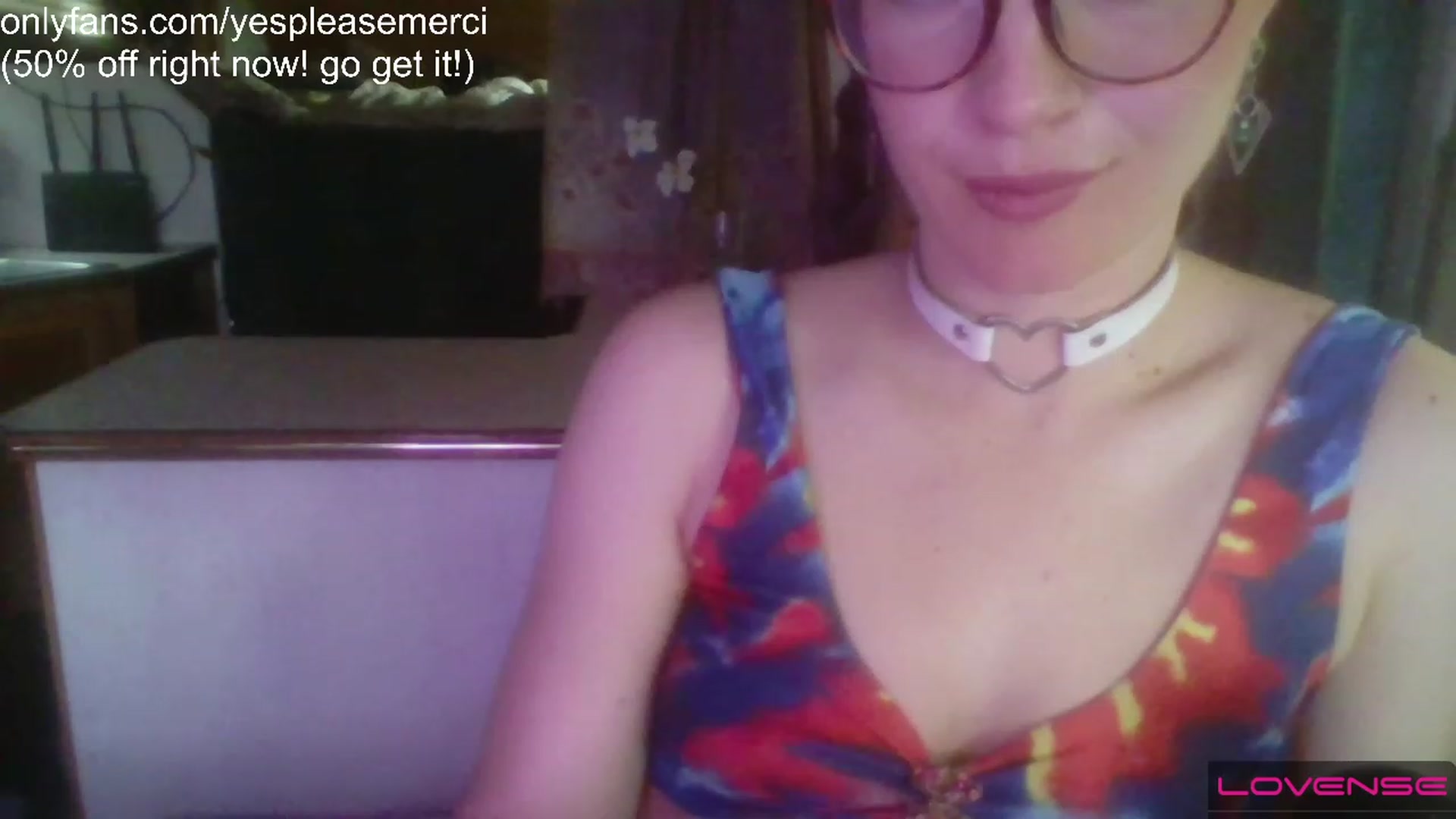 Gallery image thumbnail from yespleasemmhm's myfreecams stream on, 04/17/2023, 14:17 image 4 of 20