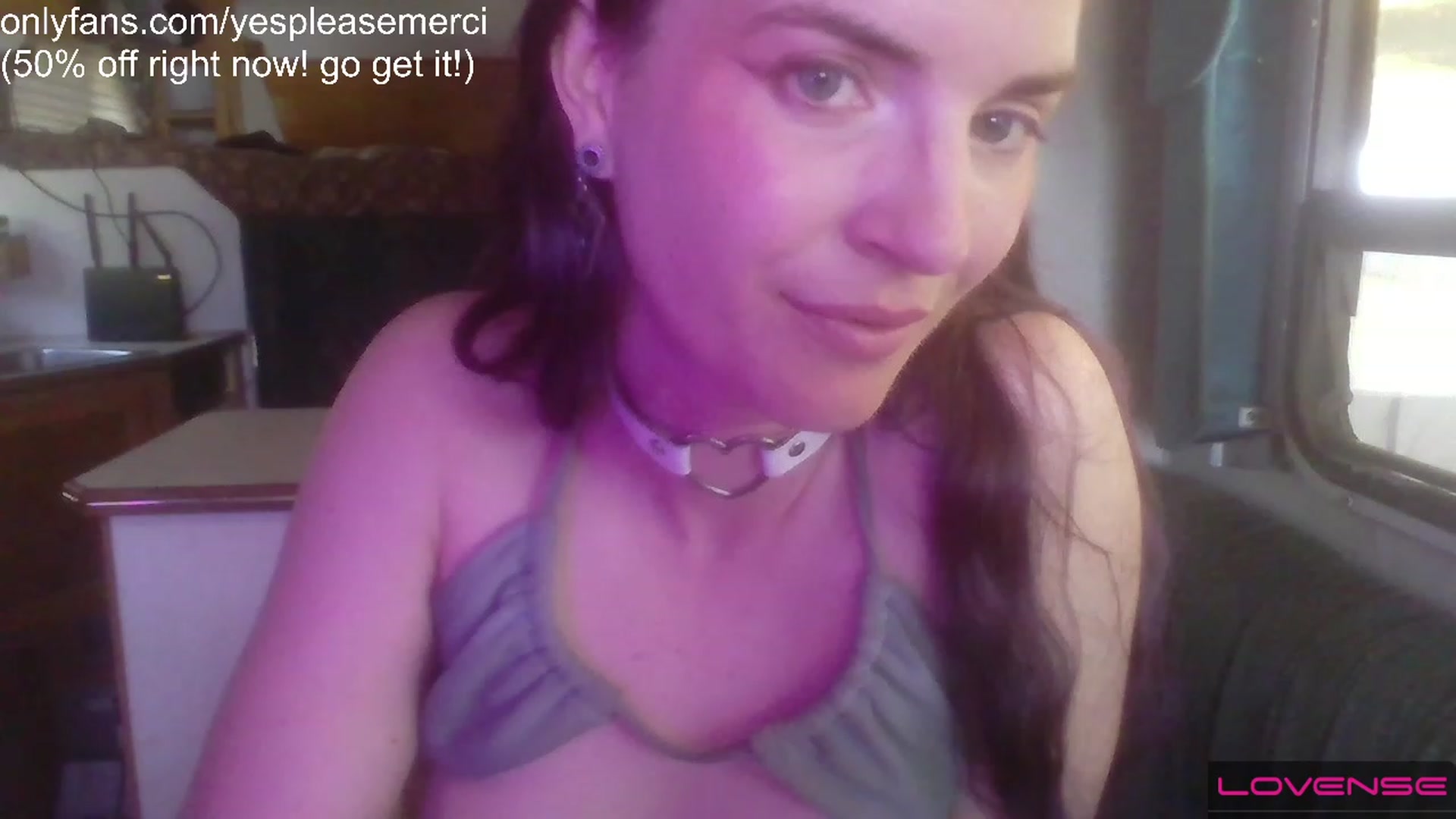 Gallery image thumbnail from yespleasemmhm's myfreecams stream on, 04/19/2023, 17:41 image 19 of 20