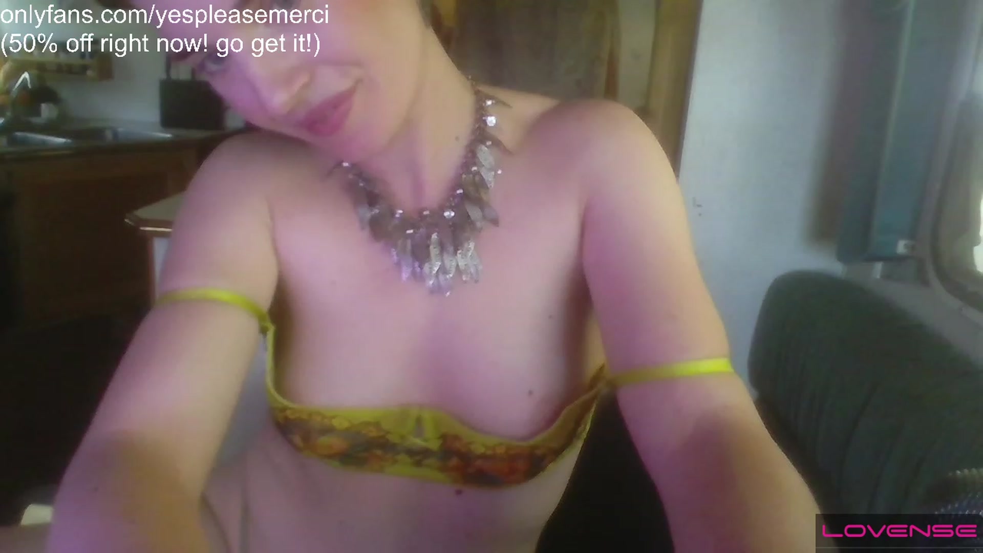 Gallery image thumbnail from yespleasemmhm's myfreecams stream on, 04/20/2023, 15:35 image 17 of 20