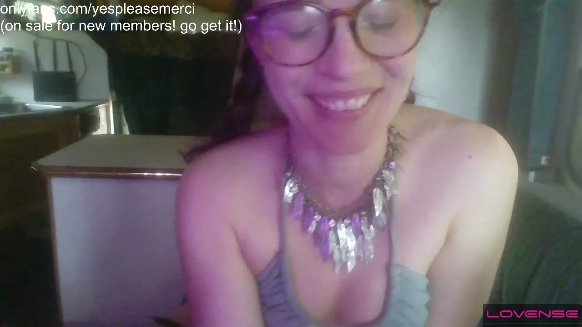 Gallery image thumbnail from yespleasemmhm's myfreecams stream on, 04/25/2023, 18:55 image 20 of 20