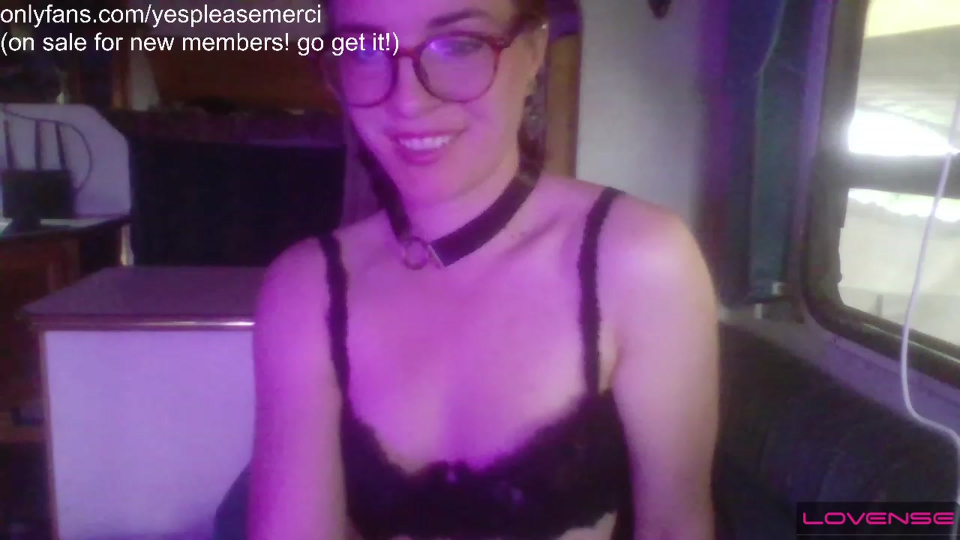 Gallery image thumbnail from yespleasemmhm's myfreecams stream on, 04/28/2023, 15:43 image 3 of 20