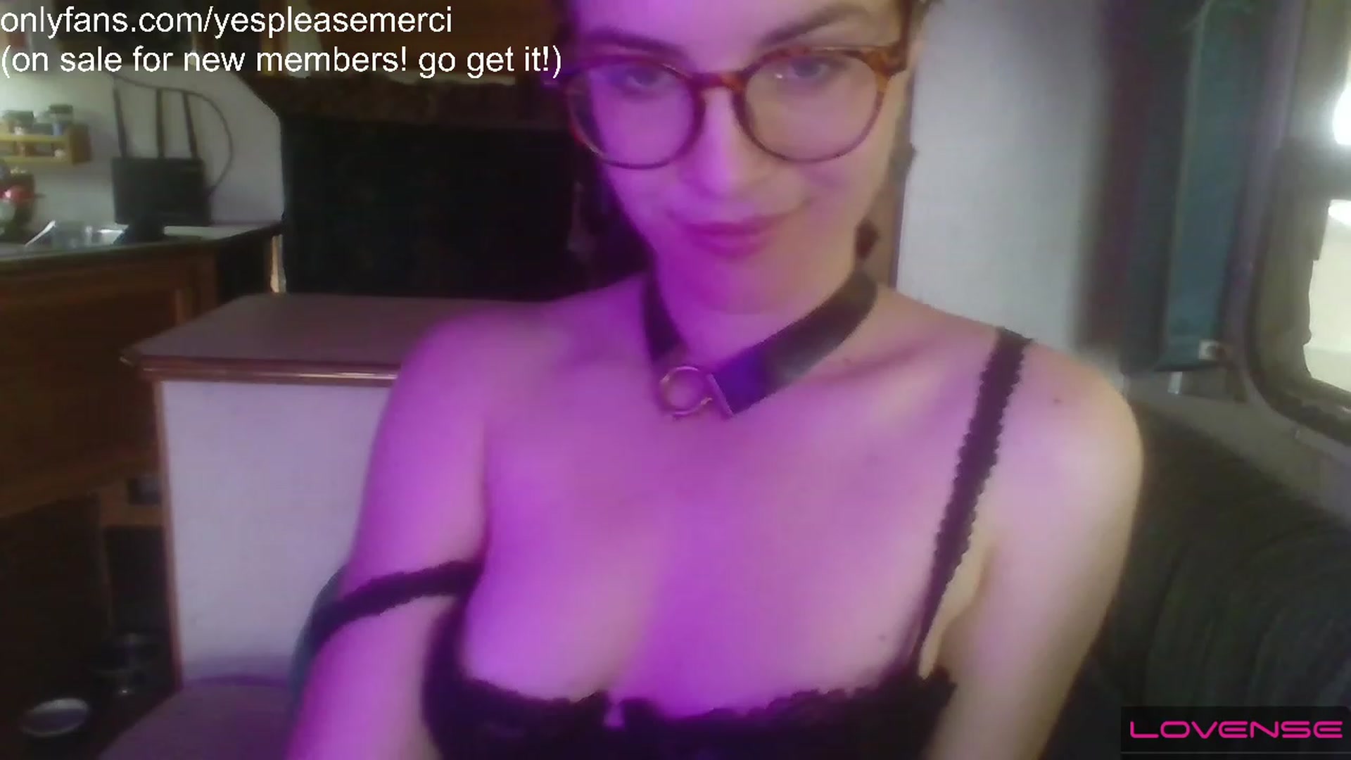 Gallery image thumbnail from yespleasemmhm's myfreecams stream on, 04/28/2023, 17:38 image 3 of 20