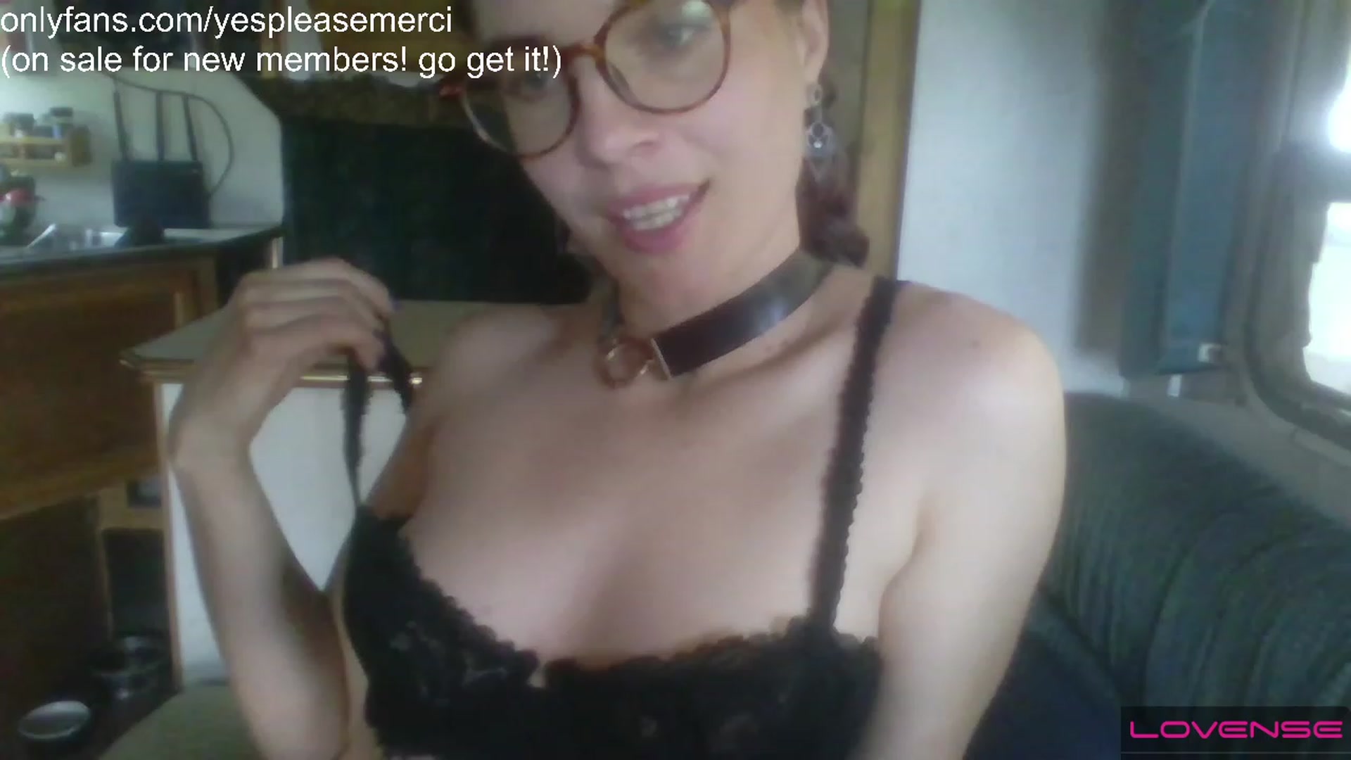 Gallery image thumbnail from yespleasemmhm's myfreecams stream on, 04/28/2023, 17:38 image 6 of 20