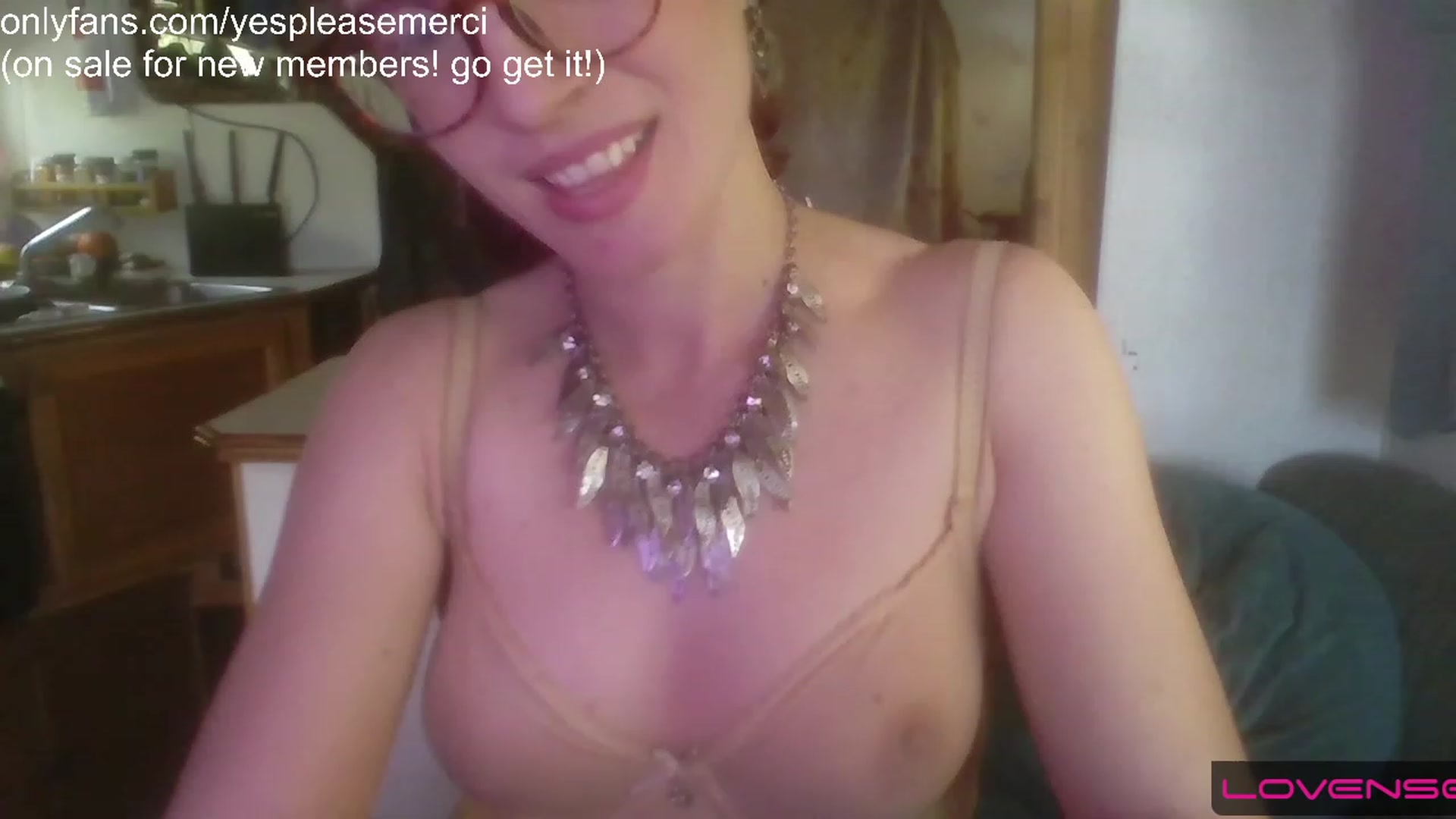 Gallery image thumbnail from yespleasemmhm's myfreecams stream on, 04/29/2023, 17:26 image 5 of 20