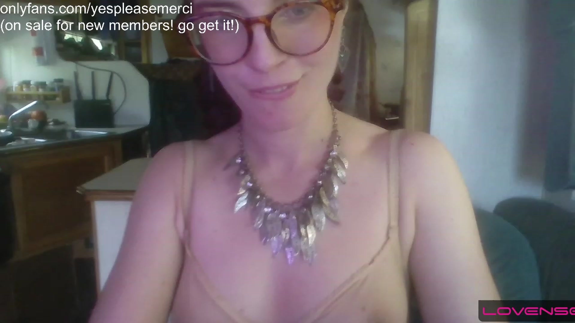 Gallery image thumbnail from yespleasemmhm's myfreecams stream on, 04/29/2023, 17:26 image 17 of 20