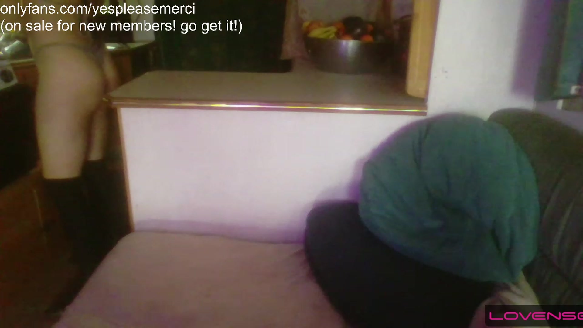 Gallery image thumbnail from yespleasemmhm's myfreecams stream on, 05/03/2023, 15:34 image 7 of 20