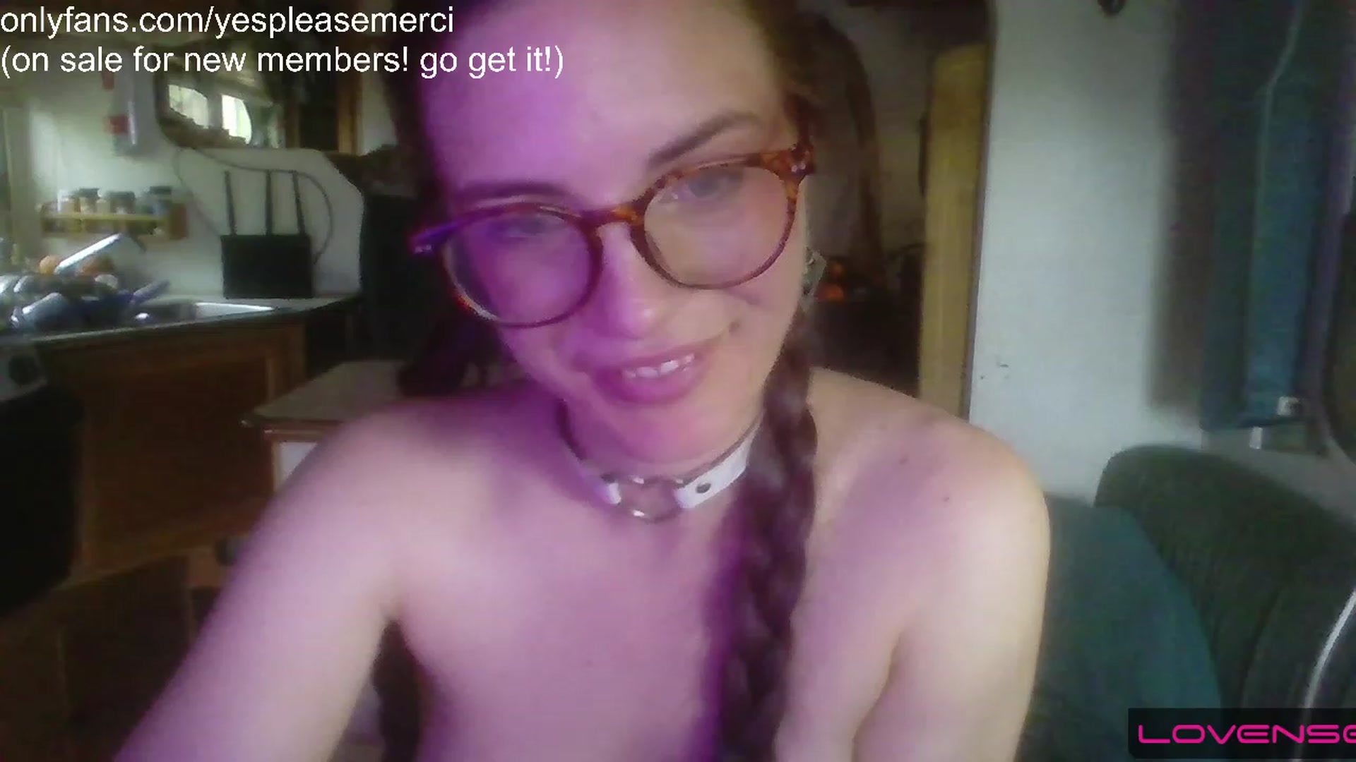 Gallery image thumbnail from yespleasemmhm's myfreecams stream on, 05/03/2023, 17:21 image 1 of 20