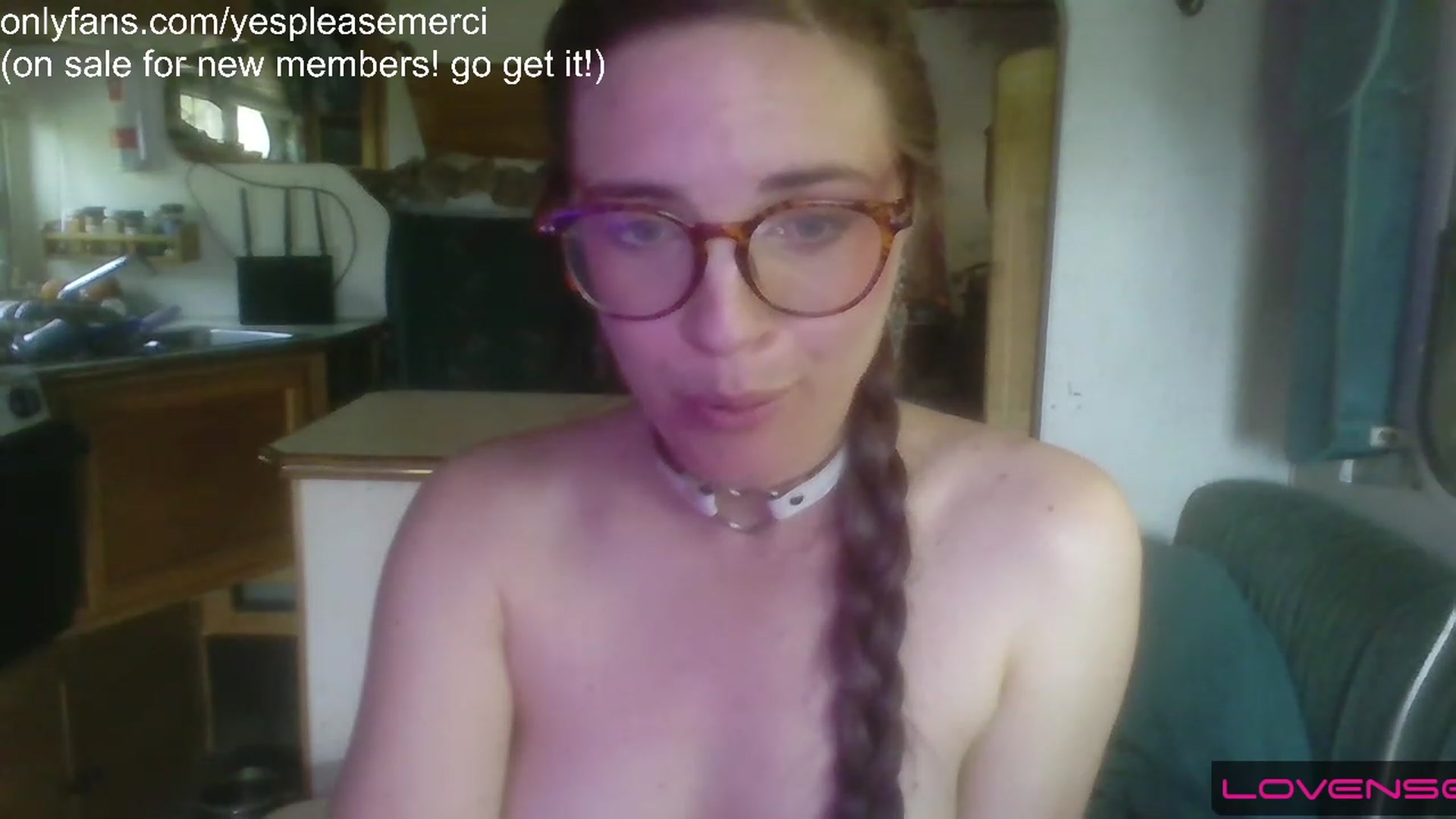 Gallery image thumbnail from yespleasemmhm's myfreecams stream on, 05/03/2023, 17:21 image 15 of 20