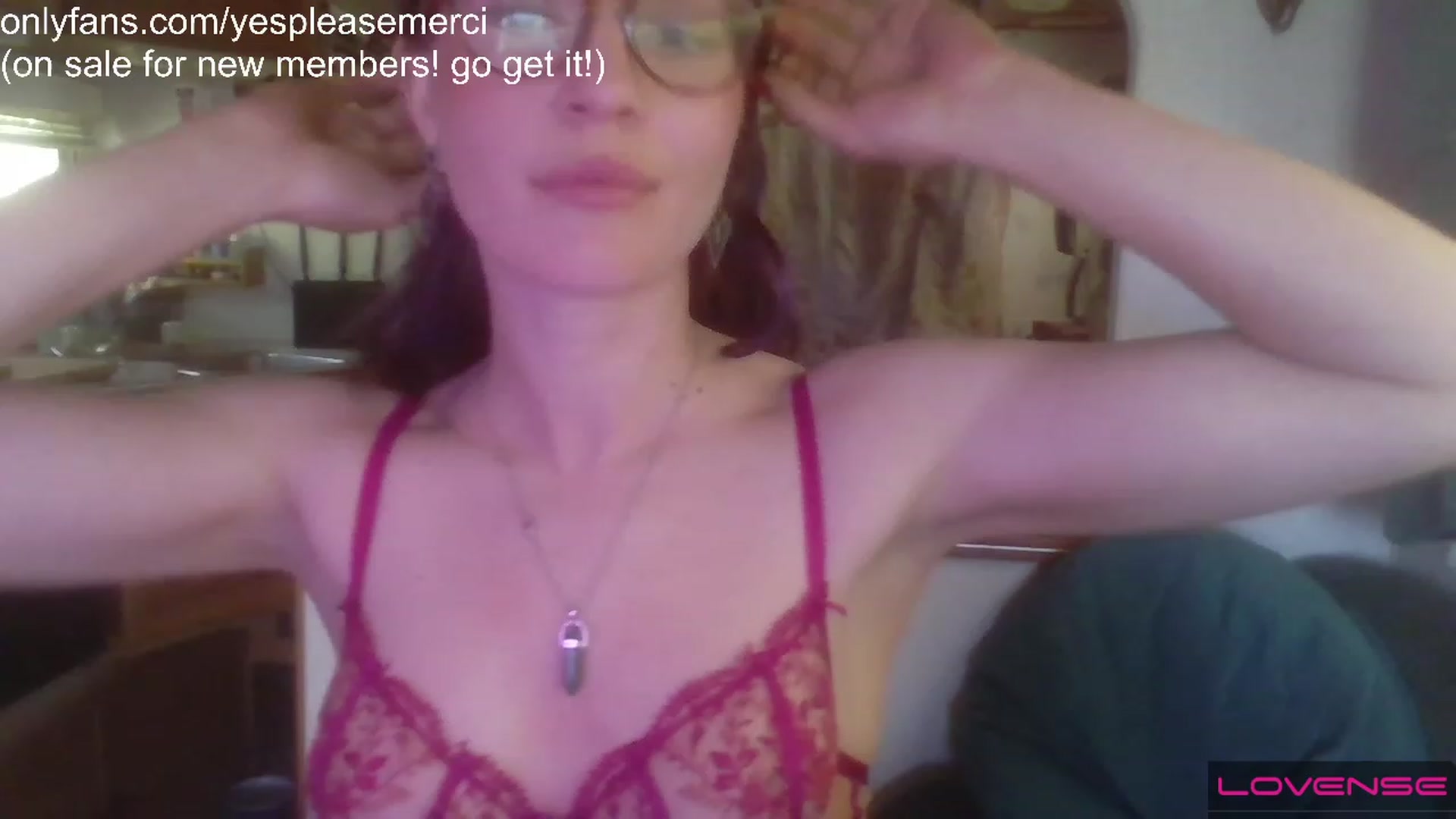 Gallery image thumbnail from yespleasemmhm's myfreecams stream on, 05/05/2023, 15:28 image 3 of 20
