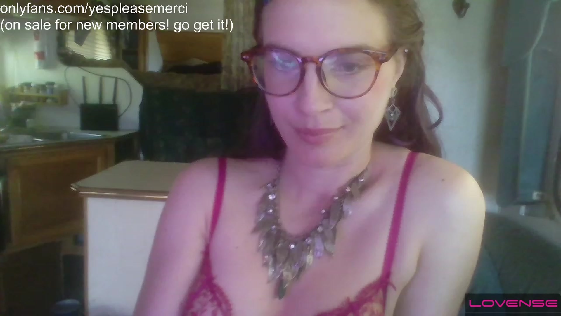 Gallery image thumbnail from yespleasemmhm's myfreecams stream on, 05/05/2023, 15:47 image 13 of 20