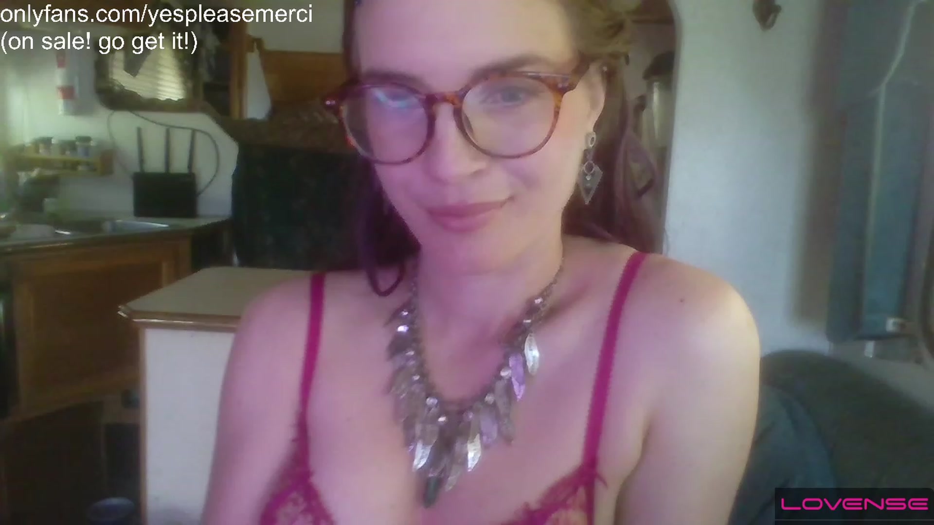 Gallery image thumbnail from yespleasemmhm's myfreecams stream on, 05/05/2023, 15:47 image 16 of 20