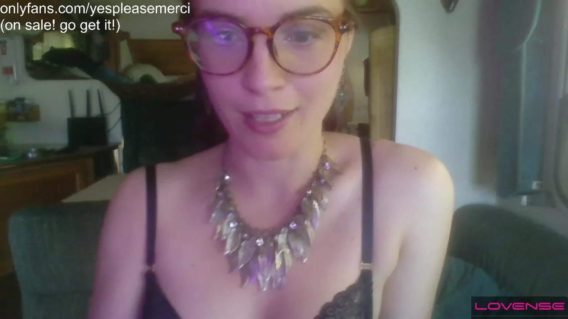 Gallery image thumbnail from yespleasemmhm's myfreecams stream on, 05/10/2023, 16:21 image 11 of 20