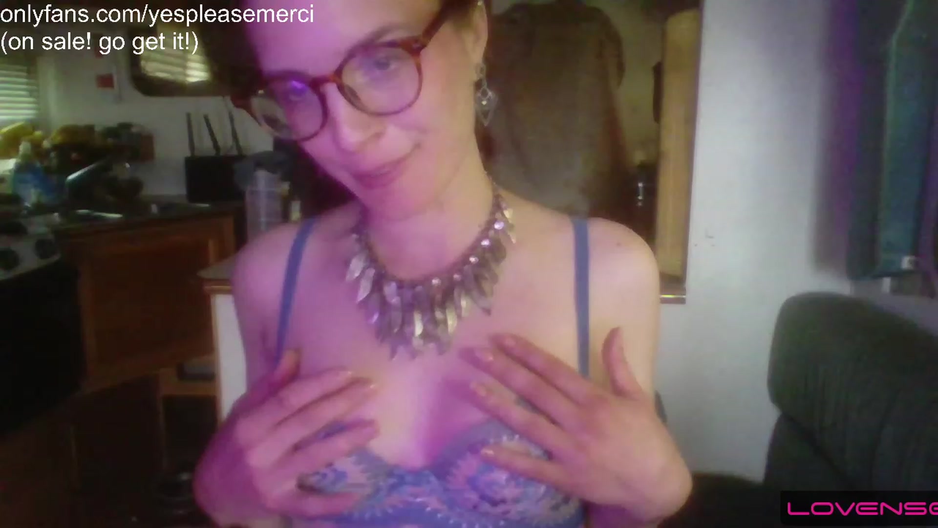 Gallery image thumbnail from yespleasemmhm's myfreecams stream on, 05/15/2023, 18:37 image 4 of 20