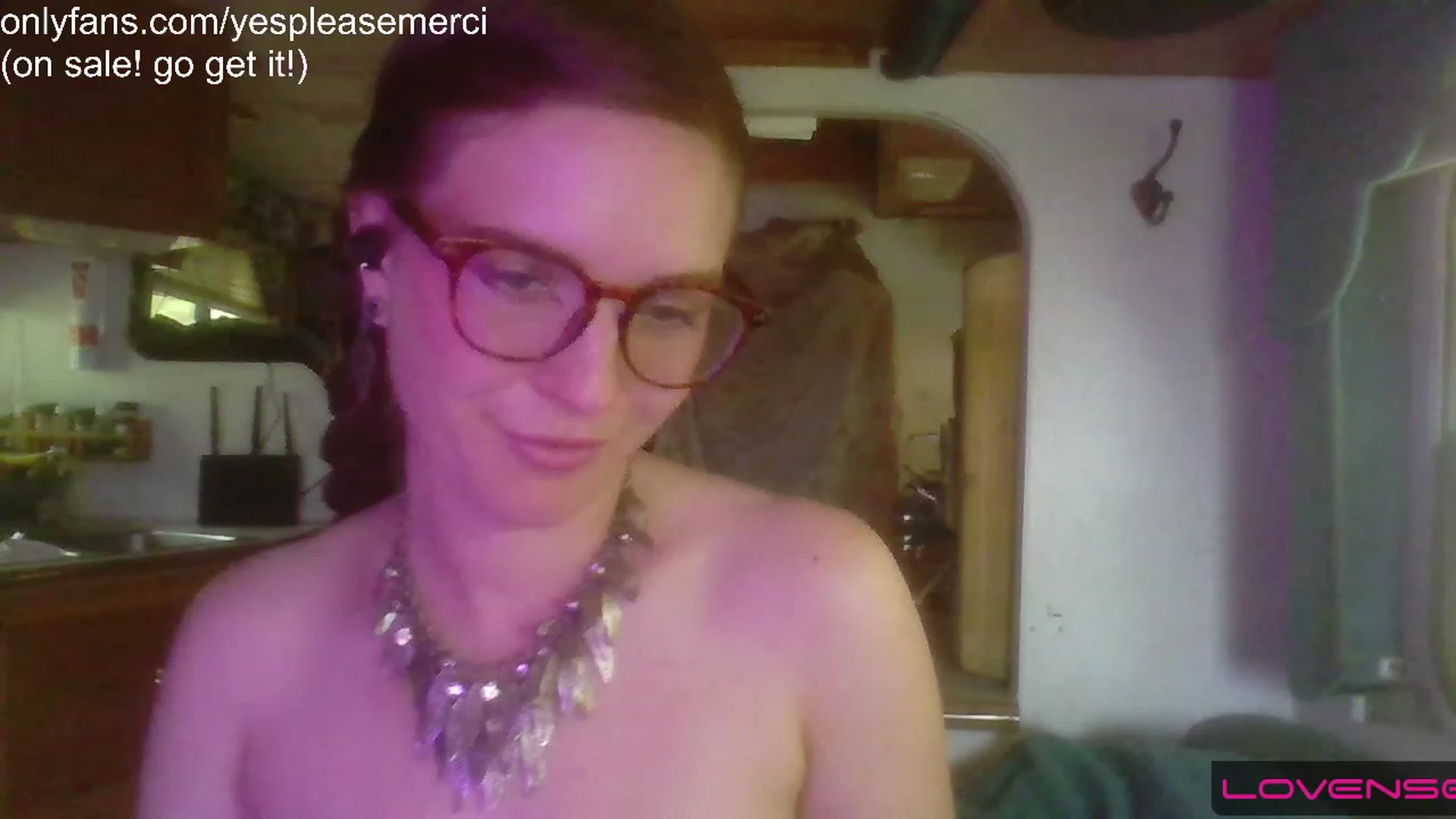 Gallery image thumbnail from yespleasemmhm's myfreecams stream on, 05/26/2023, 14:16 image 6 of 20