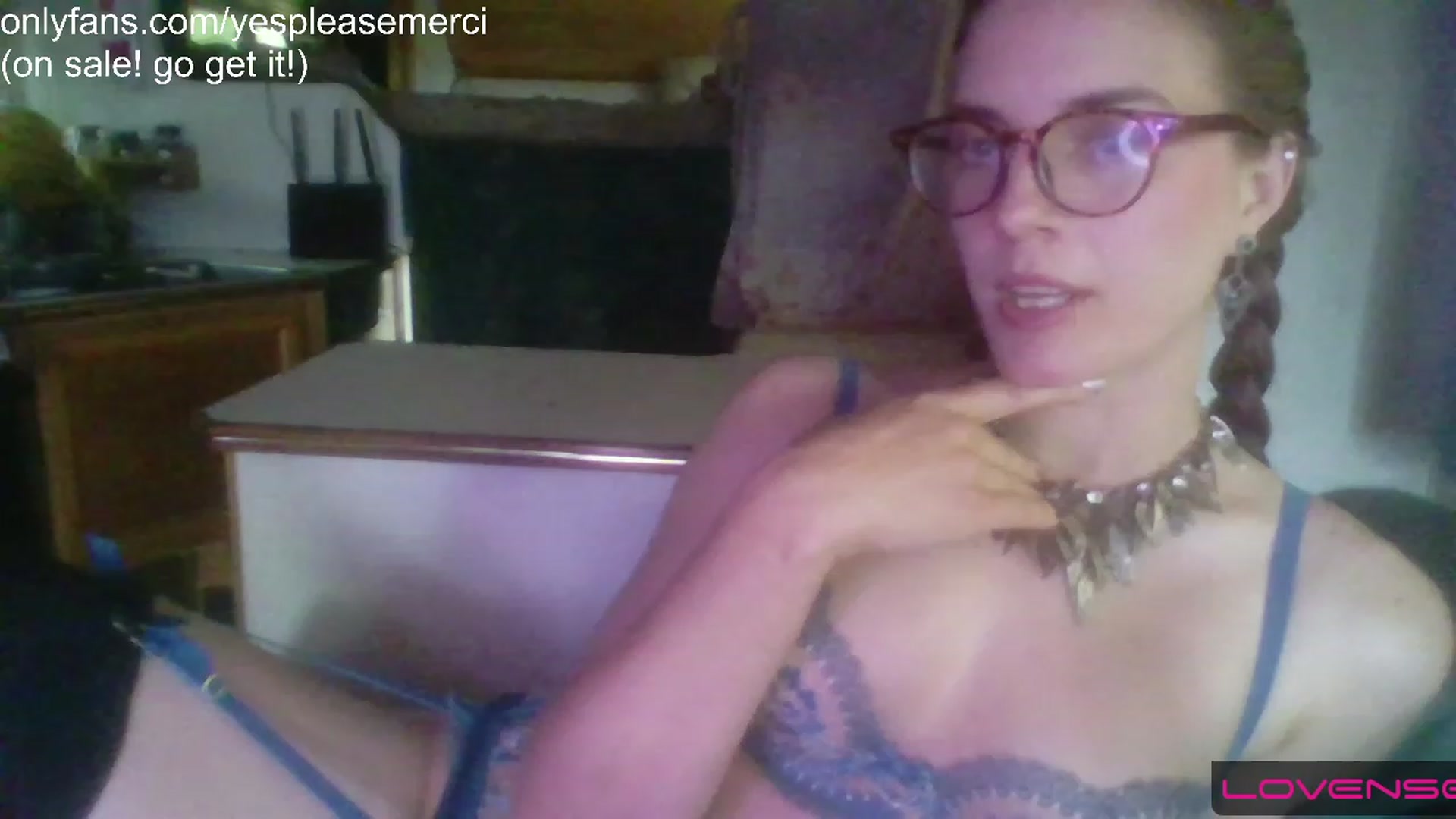 Gallery image thumbnail from yespleasemmhm's myfreecams stream on, 05/31/2023, 16:34 image 3 of 20