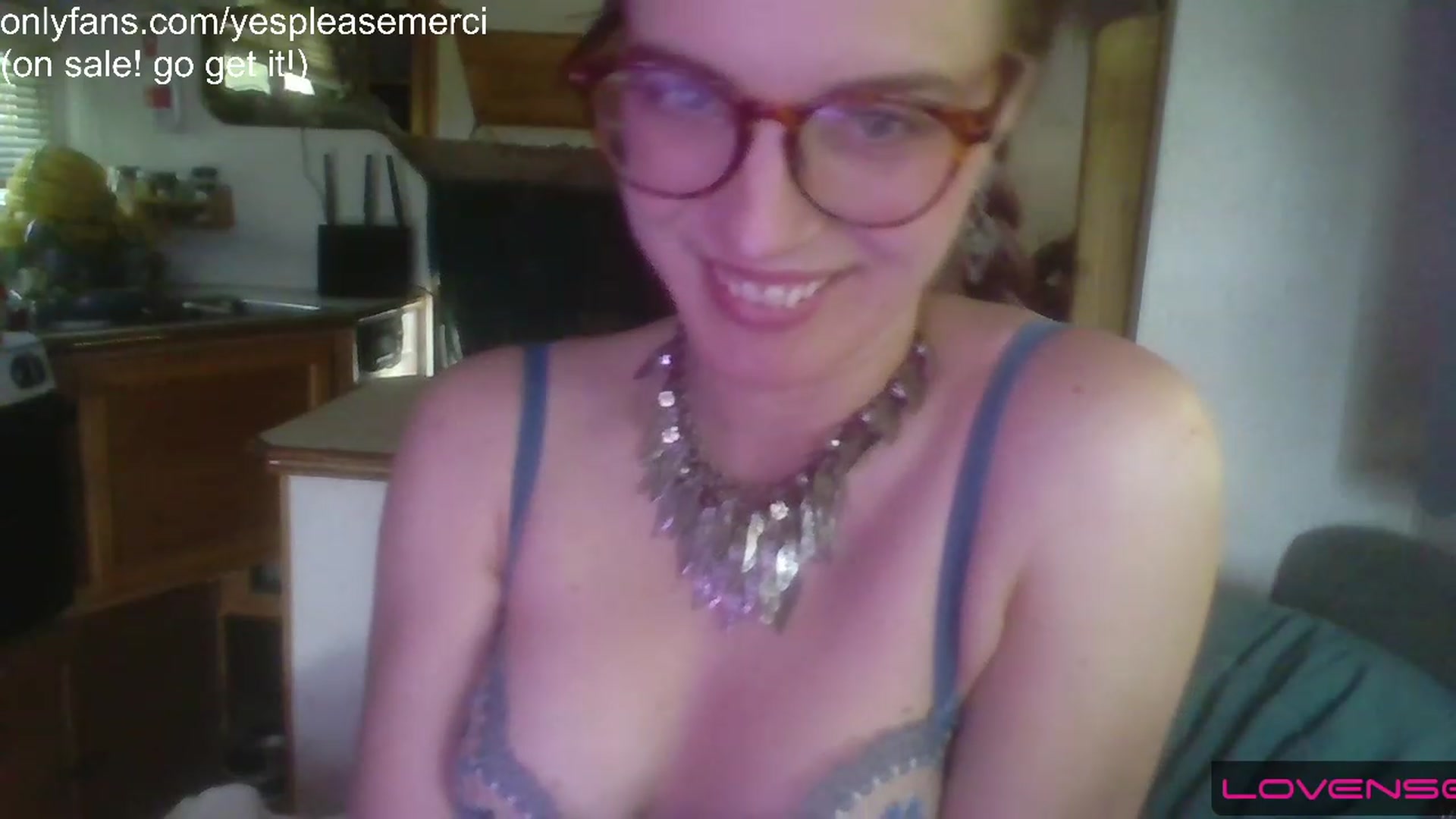 Gallery image thumbnail from yespleasemmhm's myfreecams stream on, 05/31/2023, 16:34 image 16 of 20